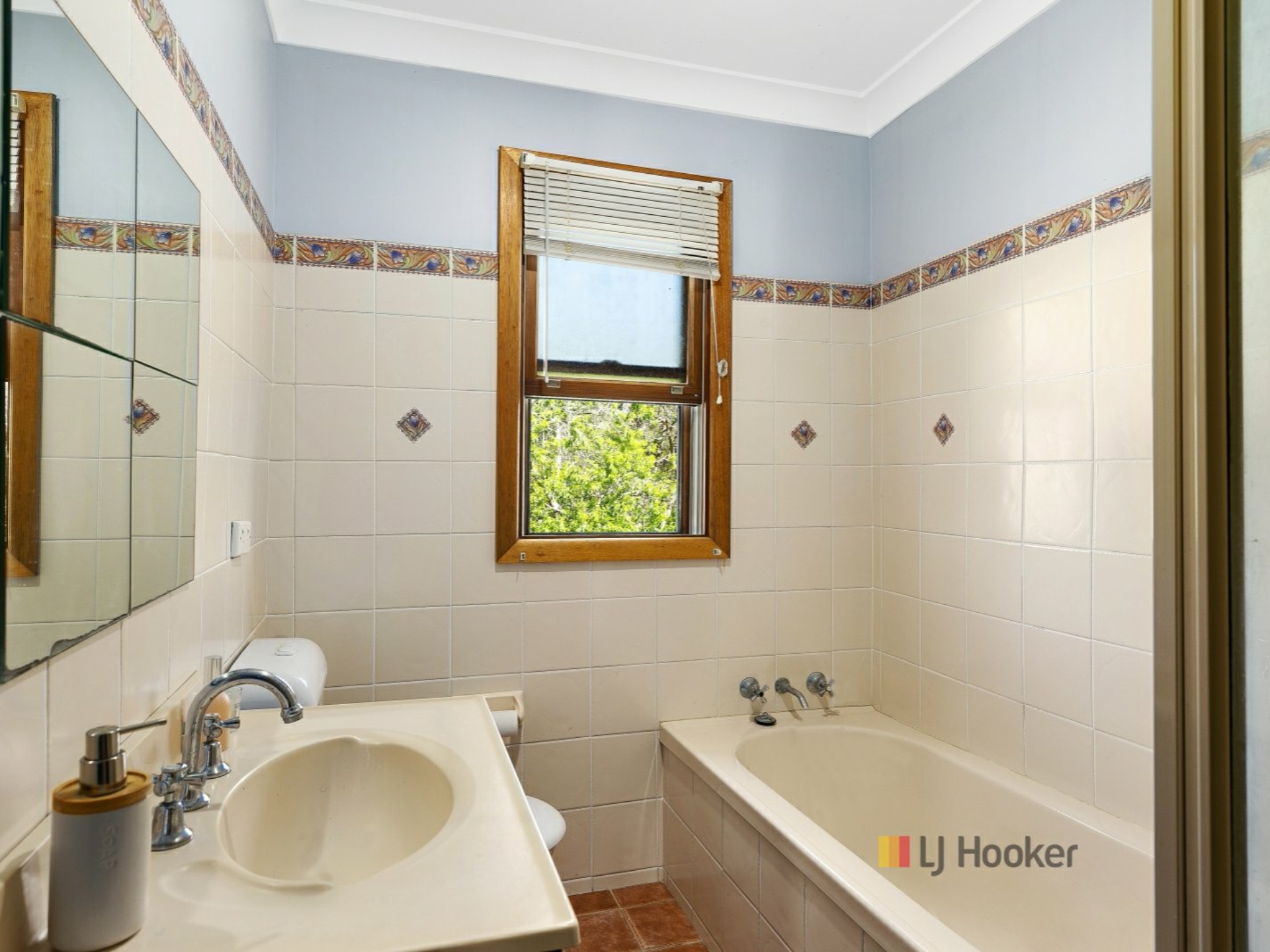 2b Harding Avenue, LAKE MUNMORAH