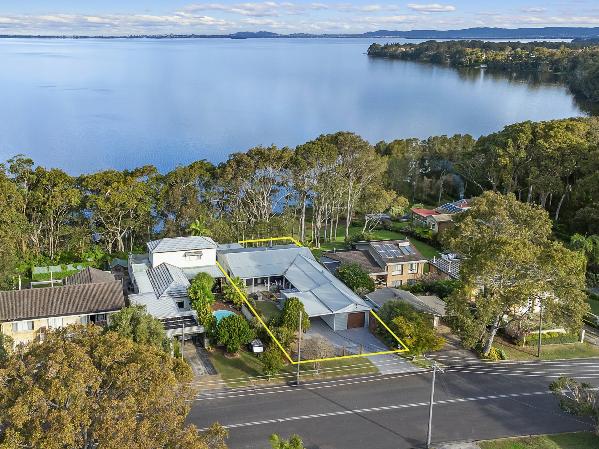 112 Marks Road Gorokan NSW