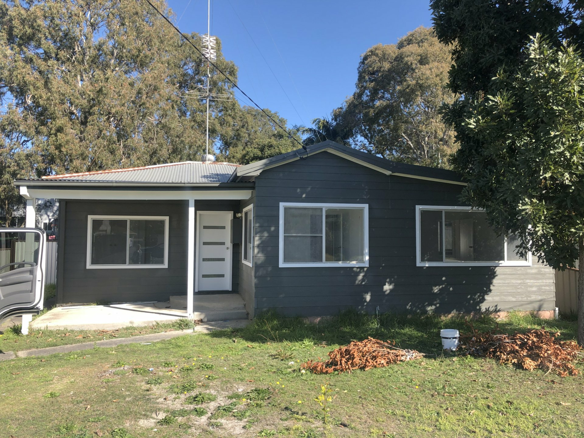 28 Tenth  Avenue Budgewoi NSW
