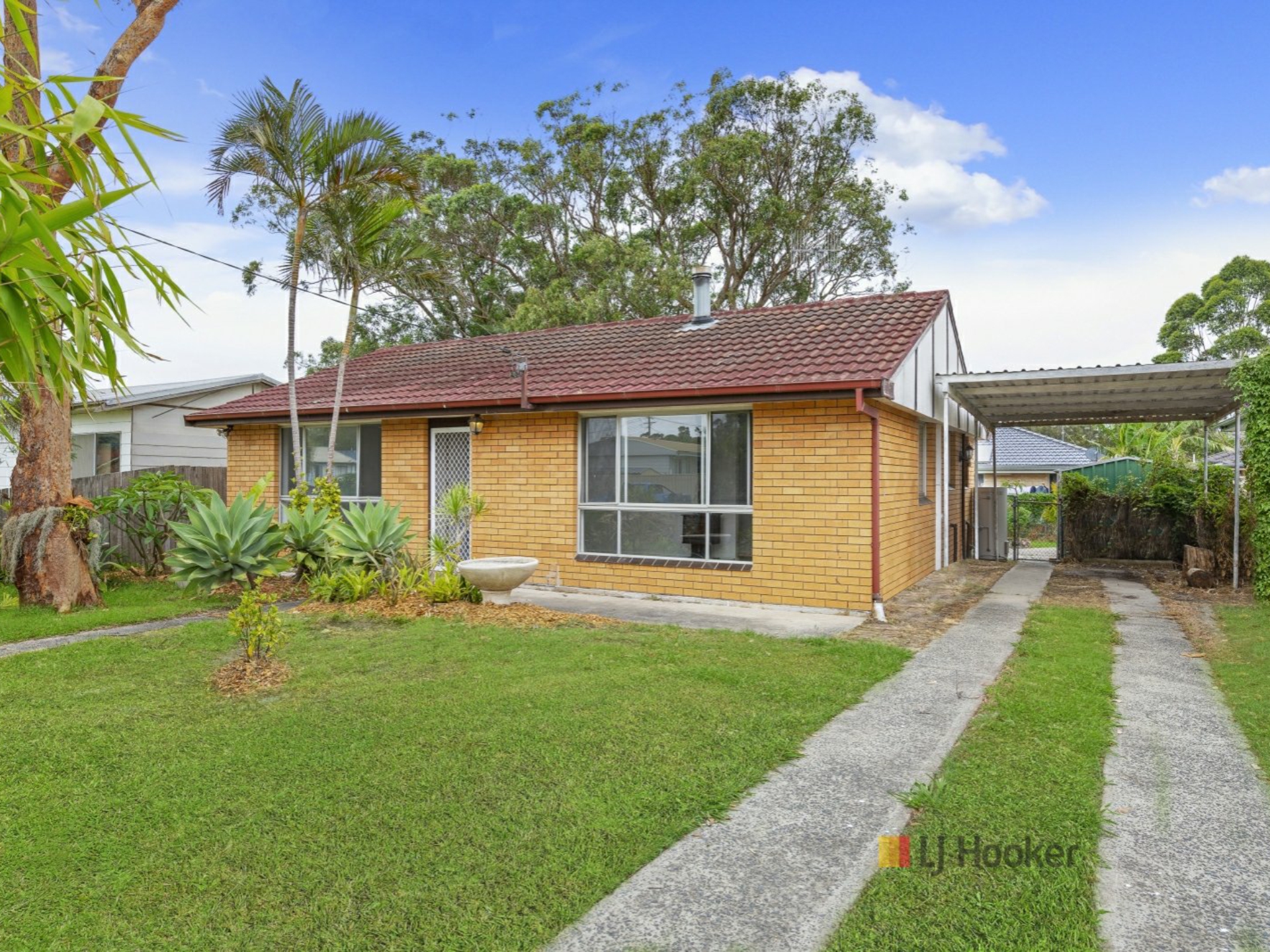 21 Narambi Road Buff Point NSW