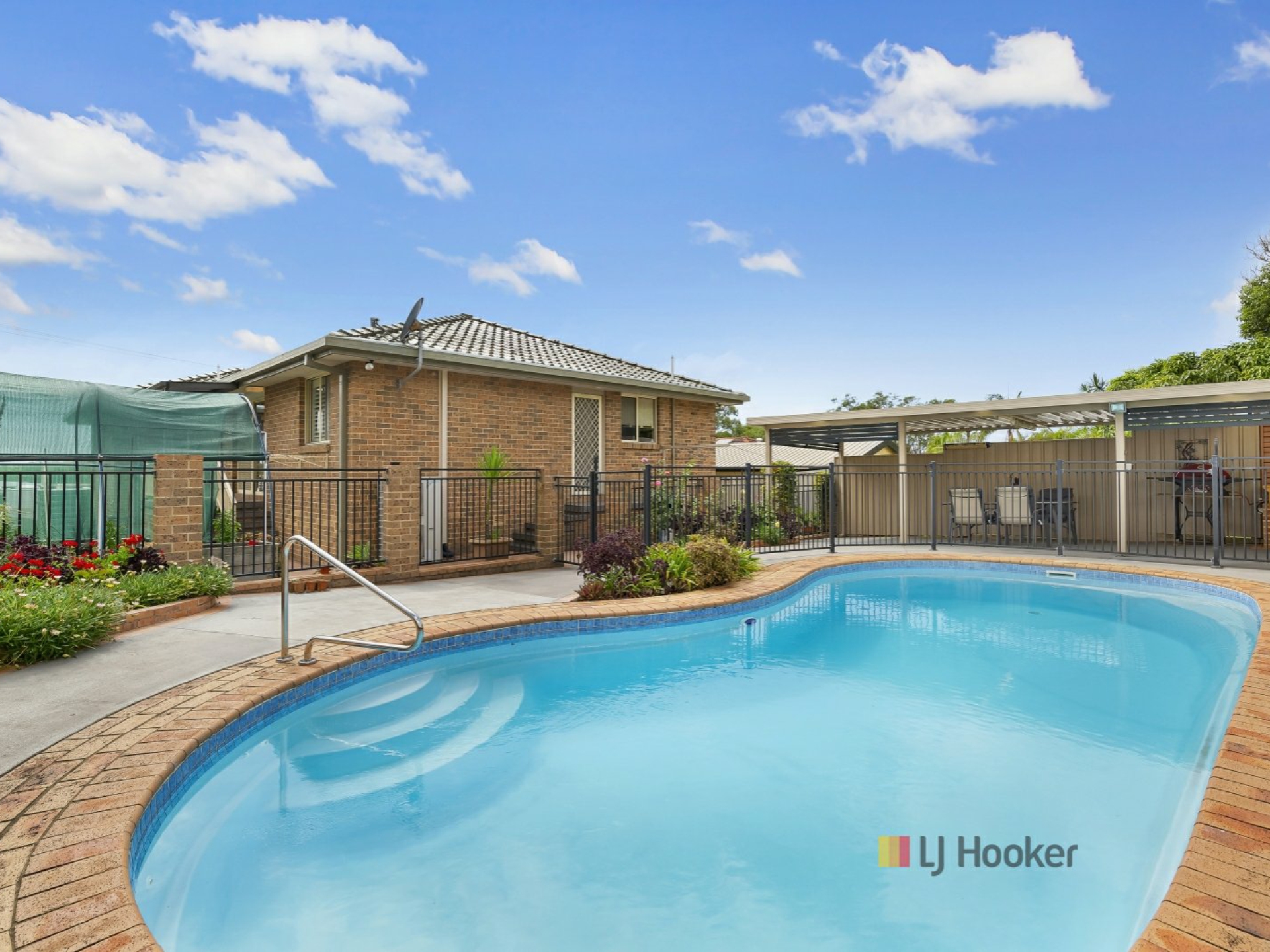 10 Woolana Avenue, Budgewoi