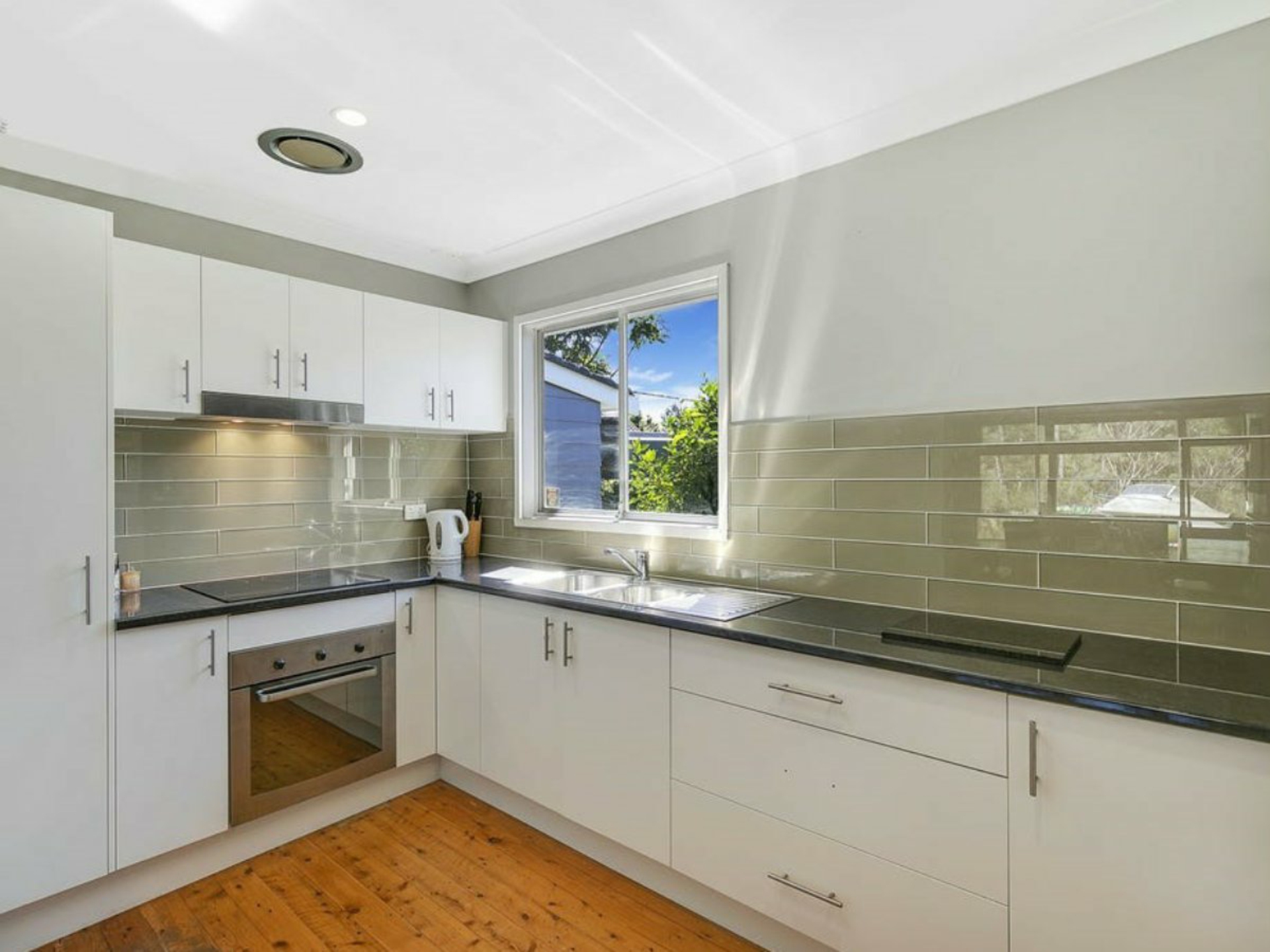 111 Birdwood Drive, BLUE HAVEN