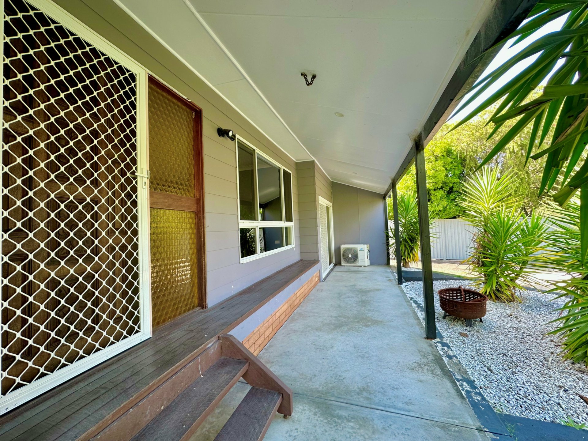 111 Birdwood Drive, BLUE HAVEN