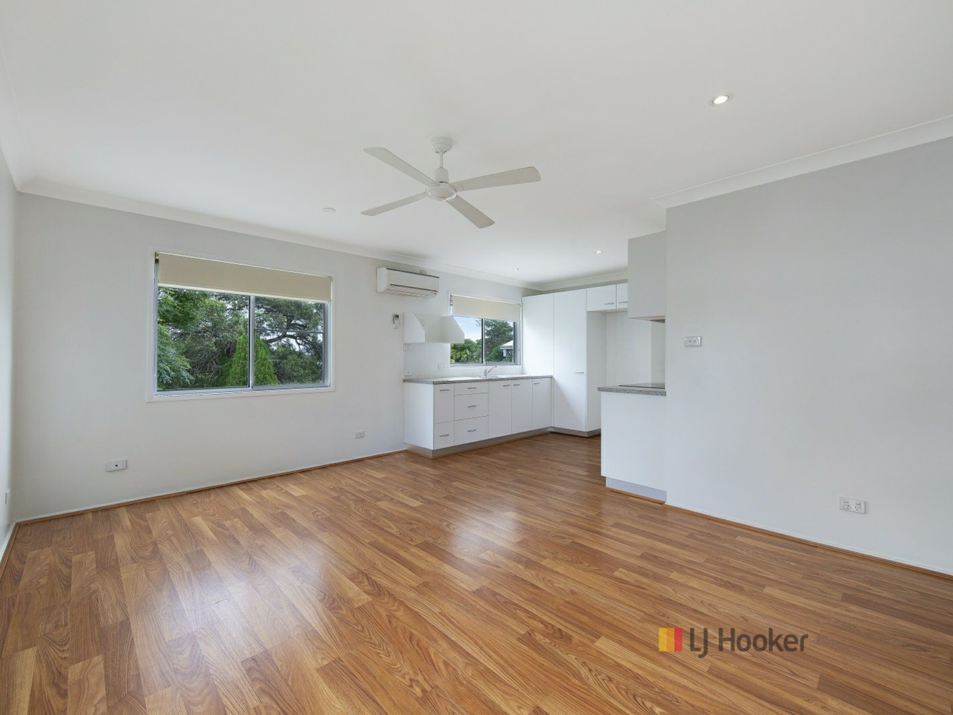 12 Kevin Street, MANNERING PARK