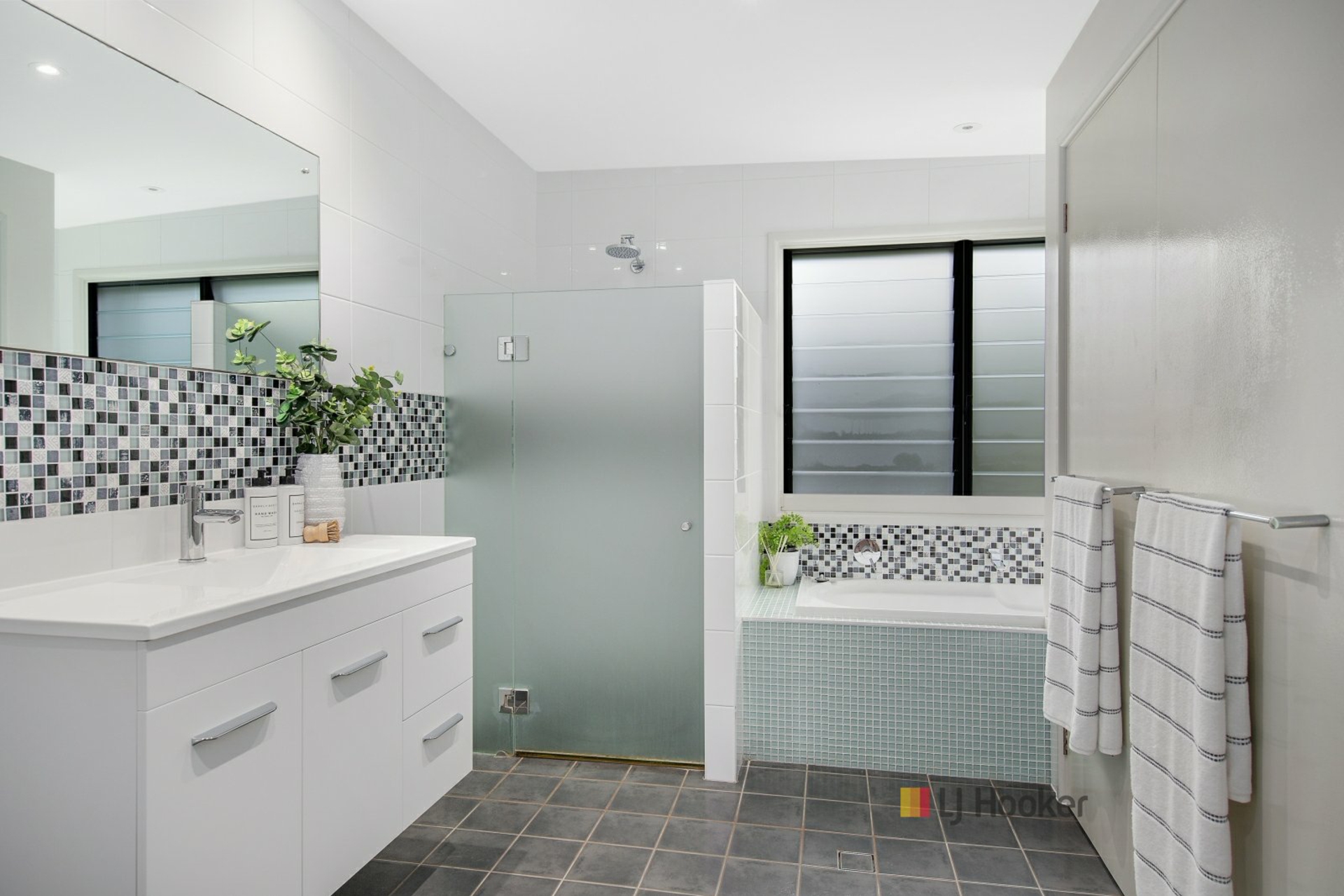 144 Main Road, TOUKLEY