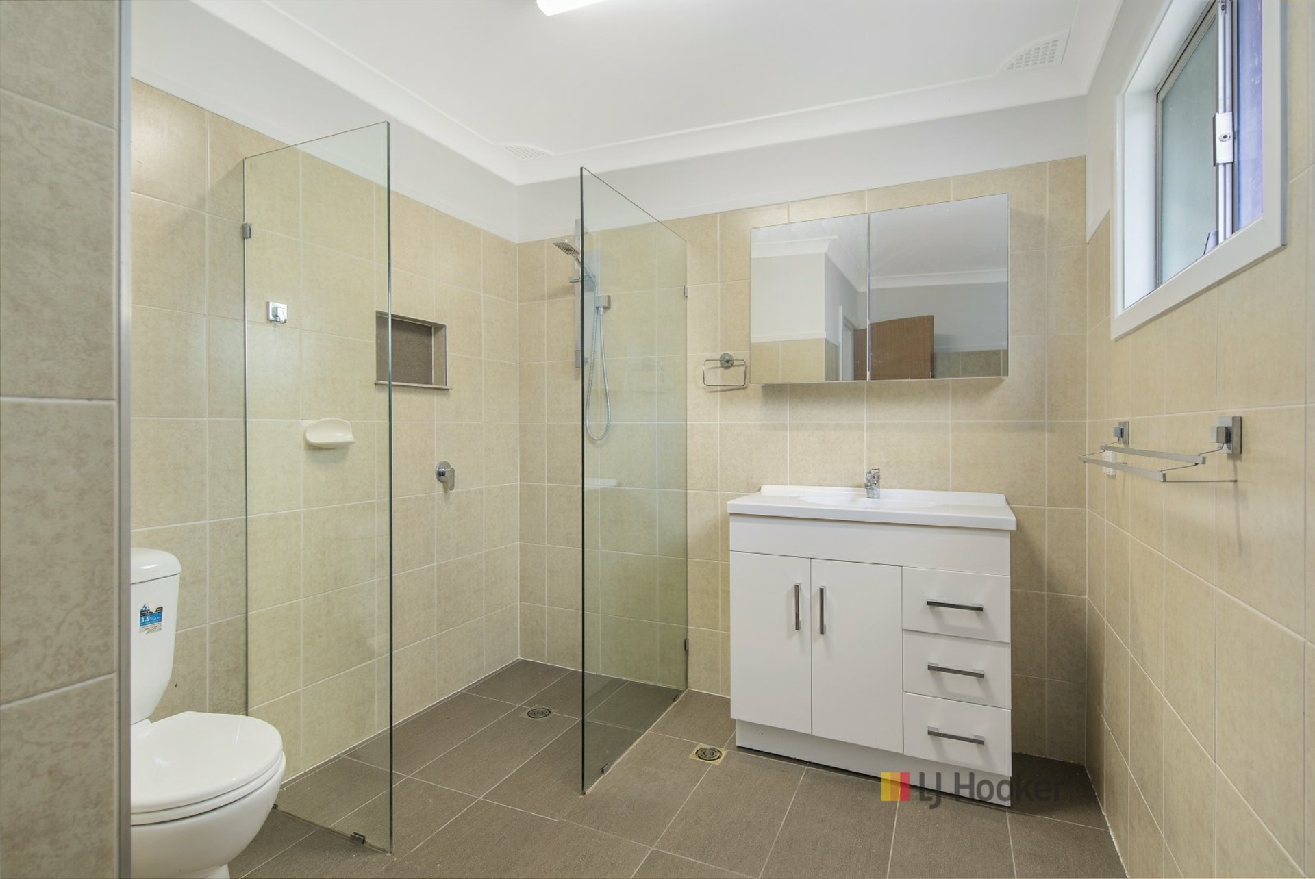 56 Malvina Parade, LAKE HAVEN