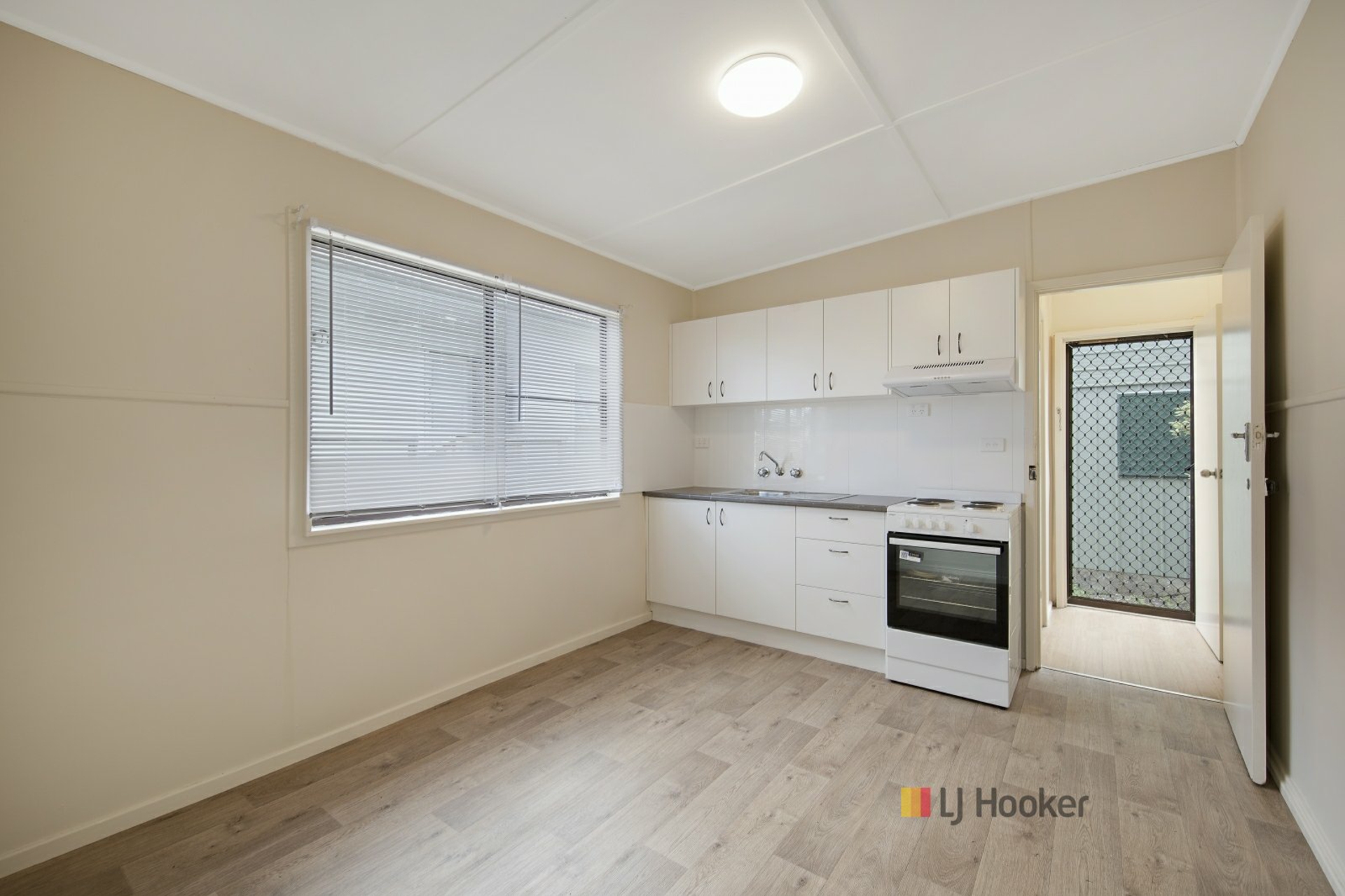 1/94 Budgewoi Road, NORAVILLE