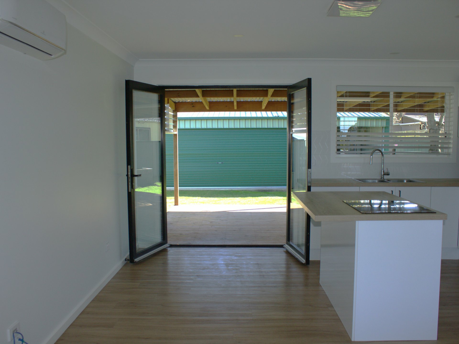 132 Delia Avenue, HALEKULANI