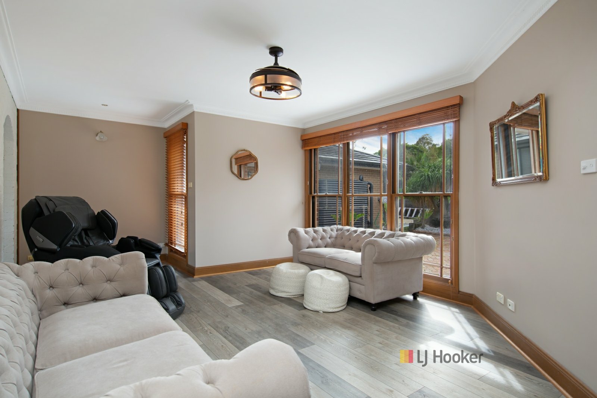 44 Lakeway Drive, LAKE MUNMORAH