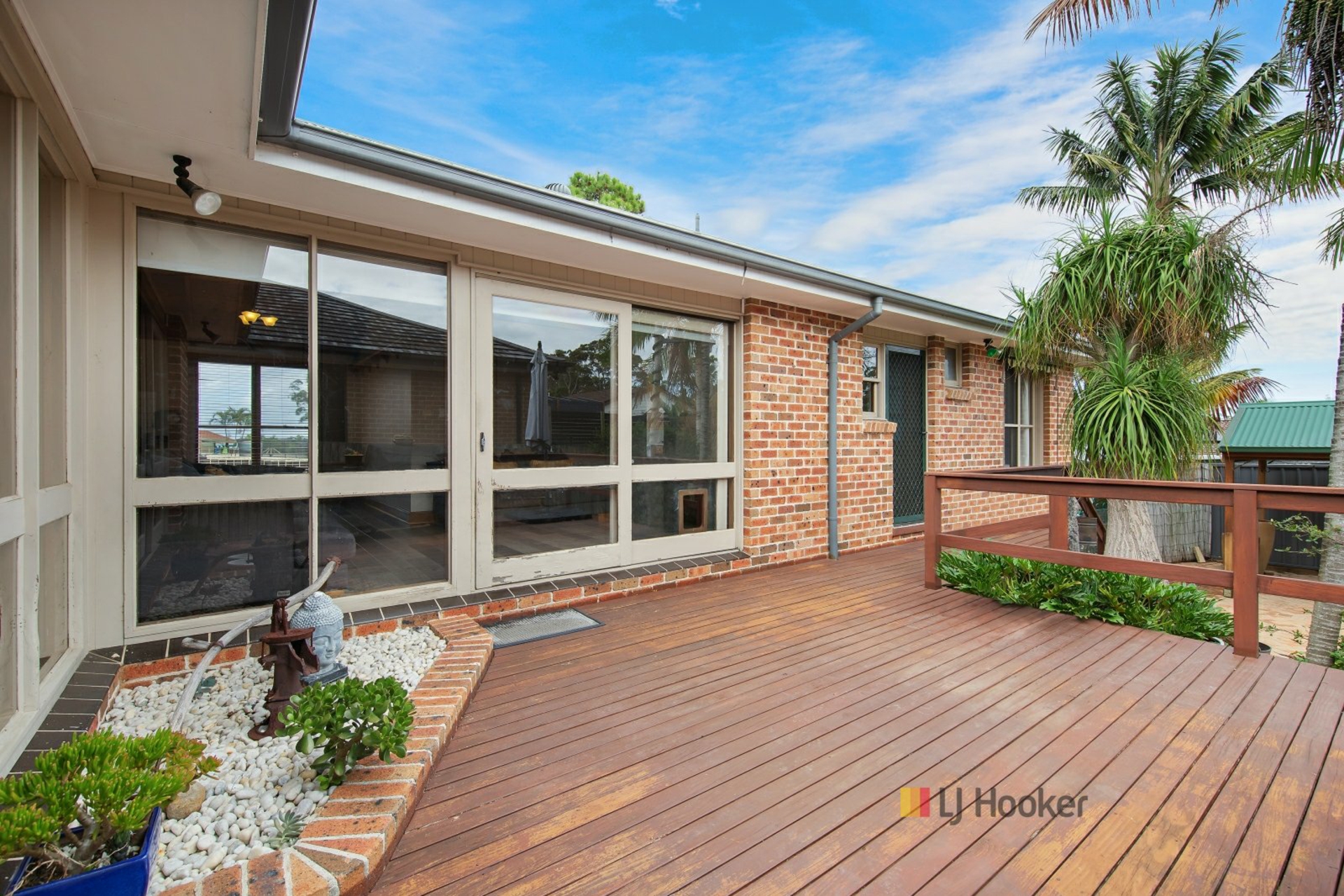 44 Lakeway Drive, LAKE MUNMORAH