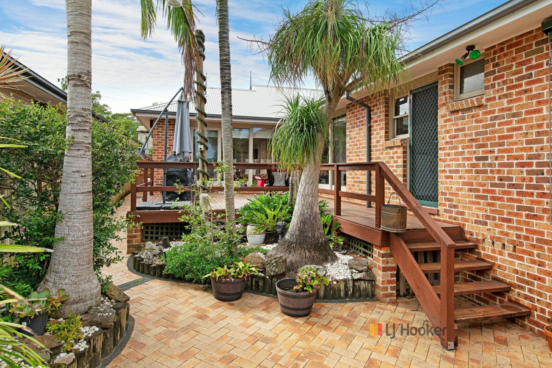 44 Lakeway Drive, LAKE MUNMORAH