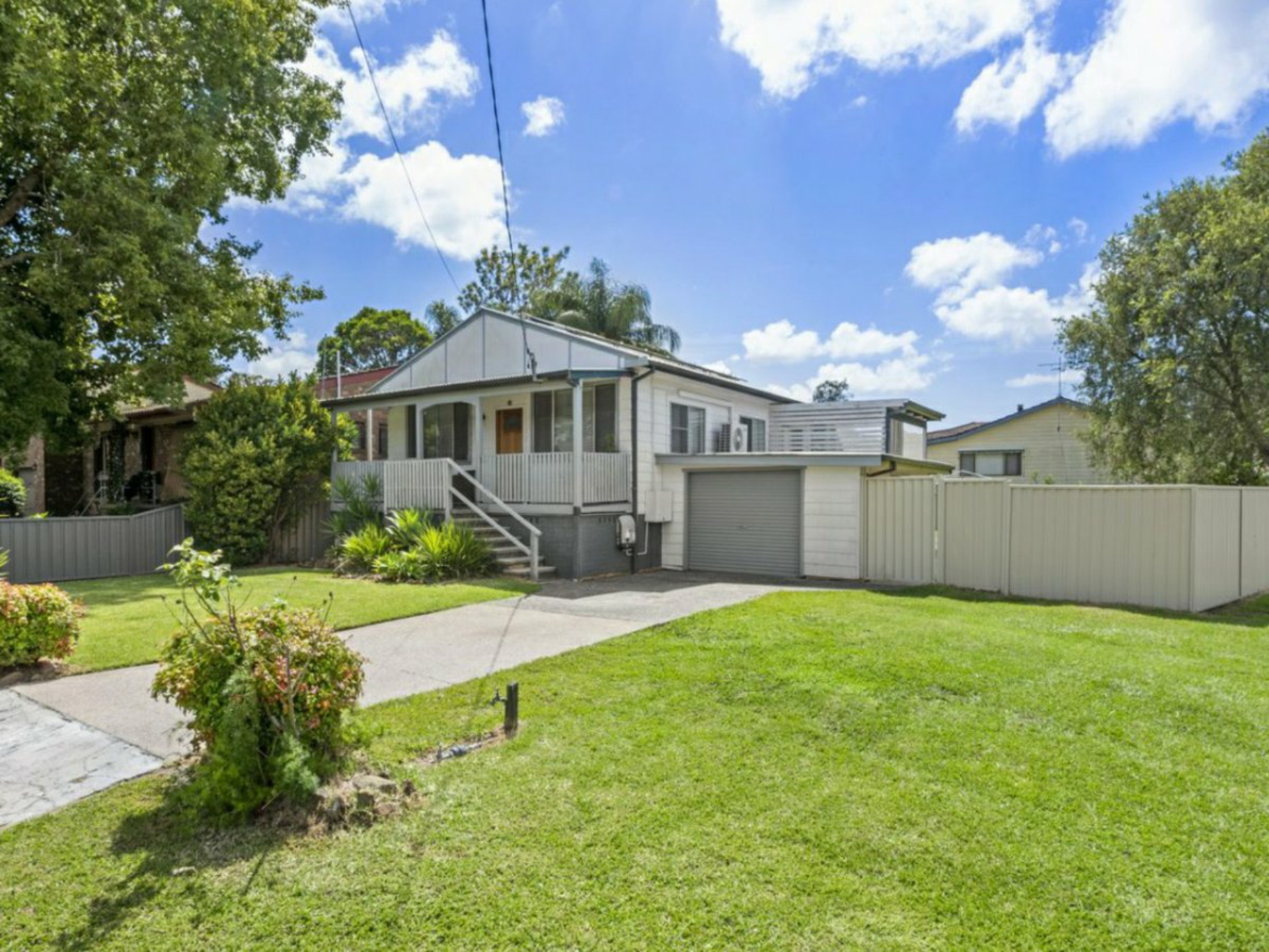 90 Birdwood Drive, BLUE HAVEN