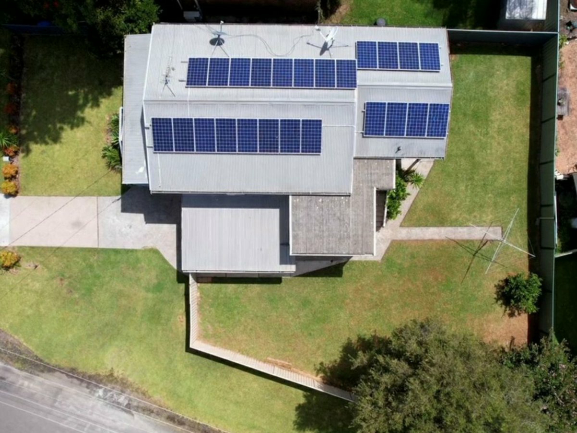 90 Birdwood Drive, BLUE HAVEN