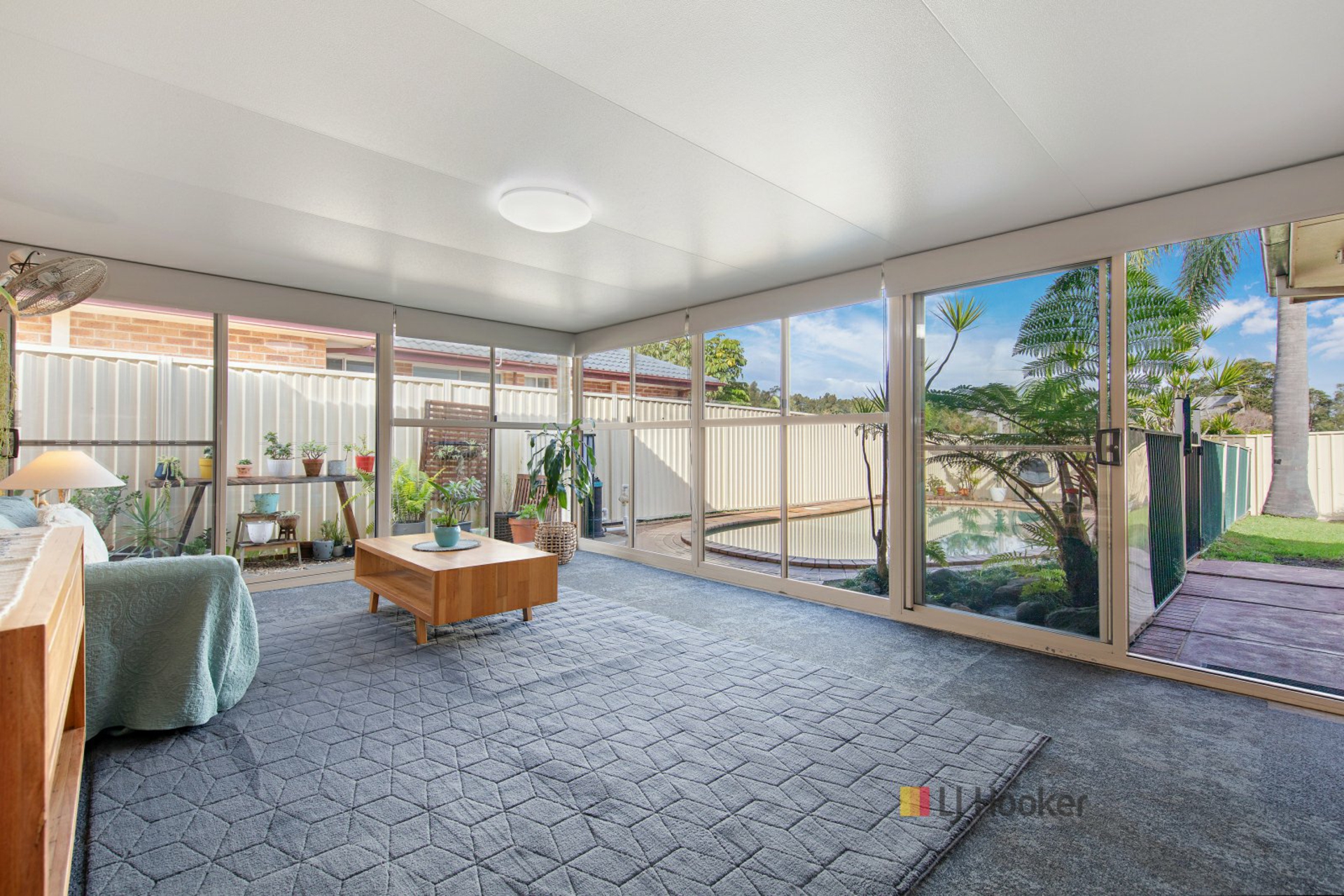 49 Hamlyn Road — photo 4 of 18