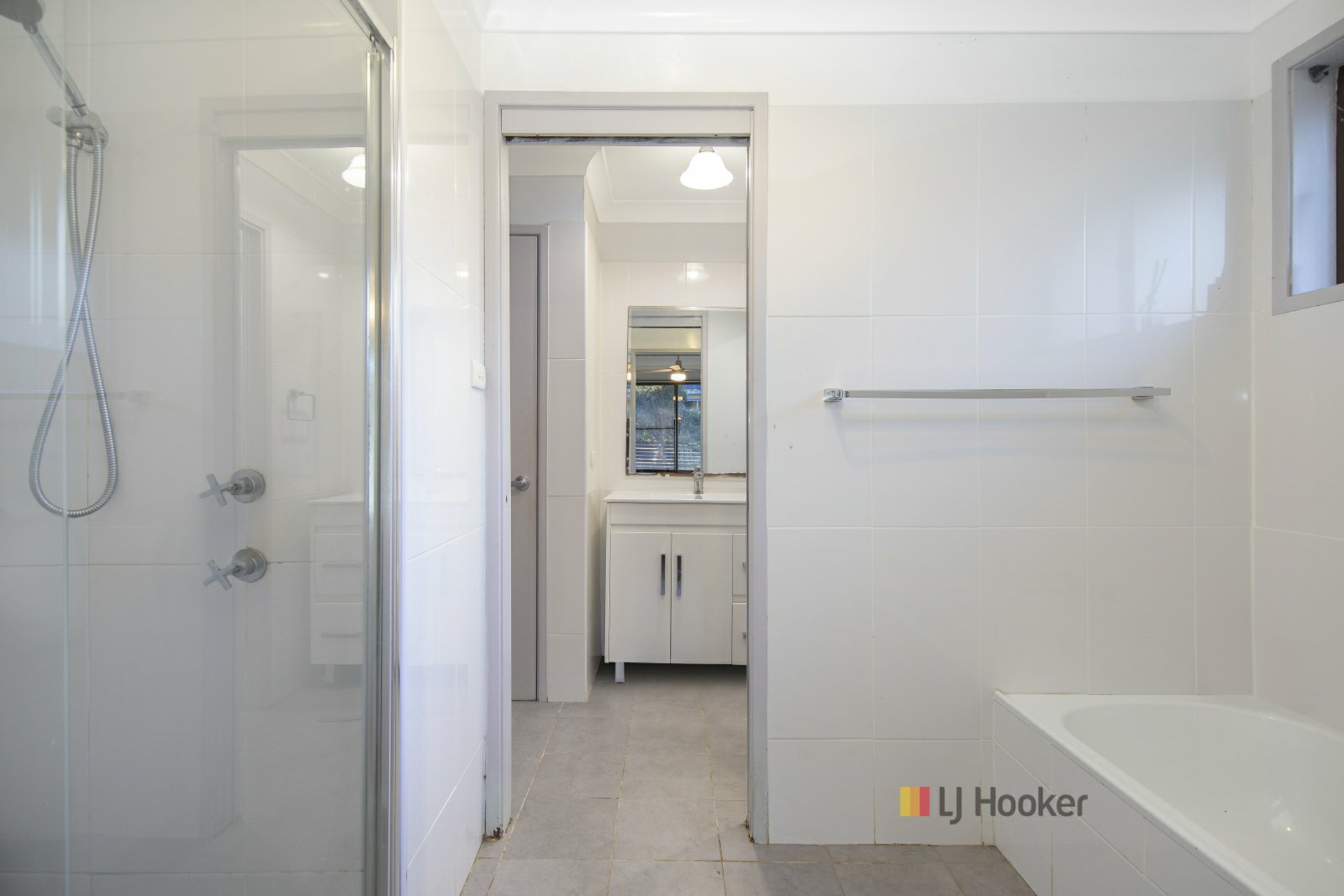 49 Delia Avenue — photo 9 of 14