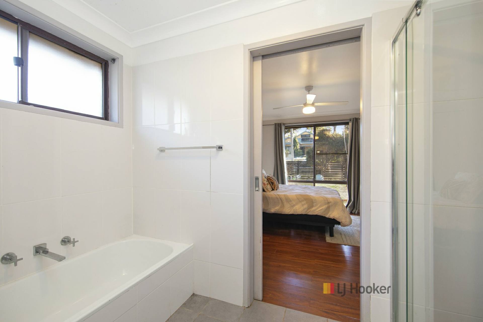 49 Delia Avenue — photo 11 of 14