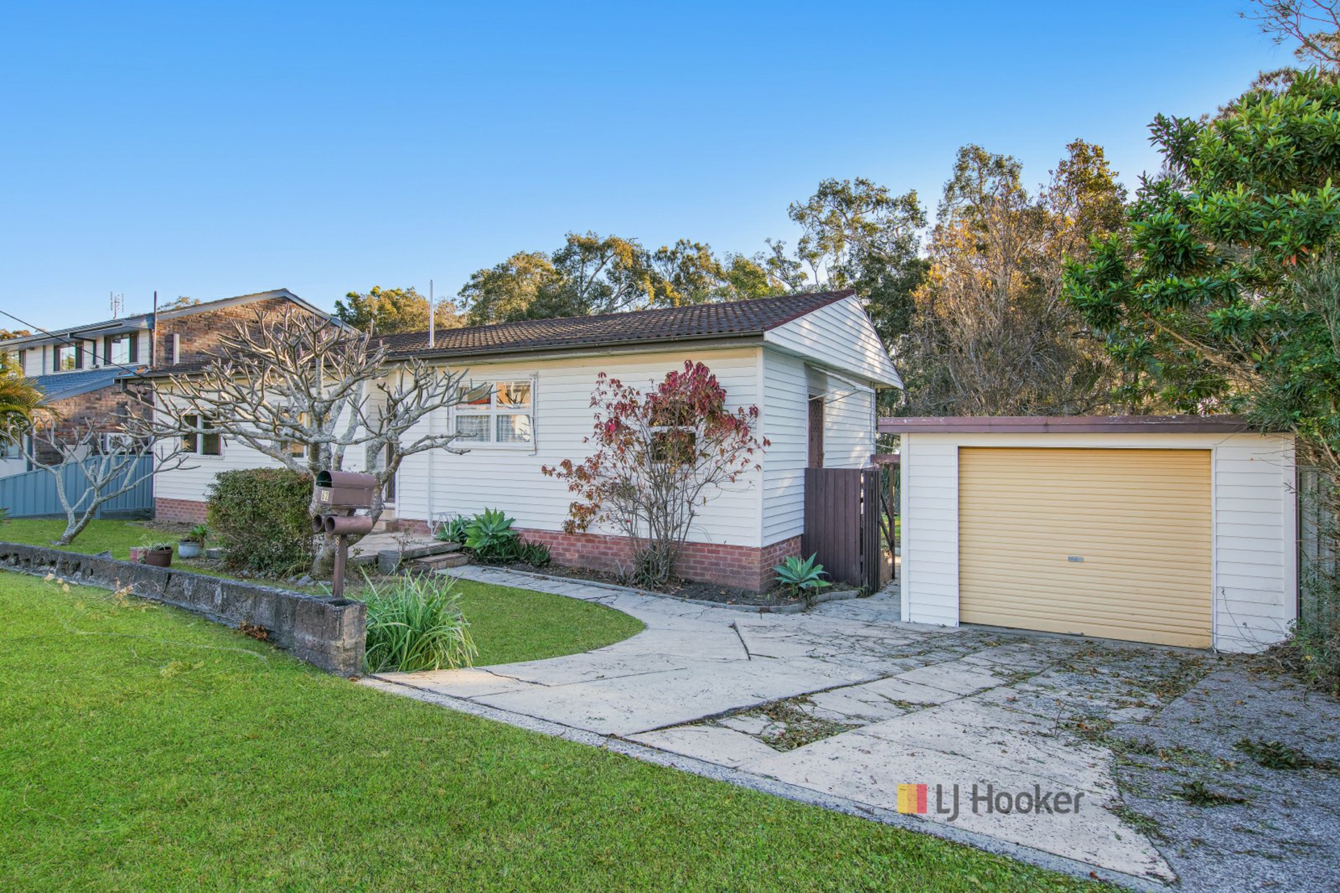 62 Leonard Avenue — photo from LJ Hooker Budgewoi | Toukley