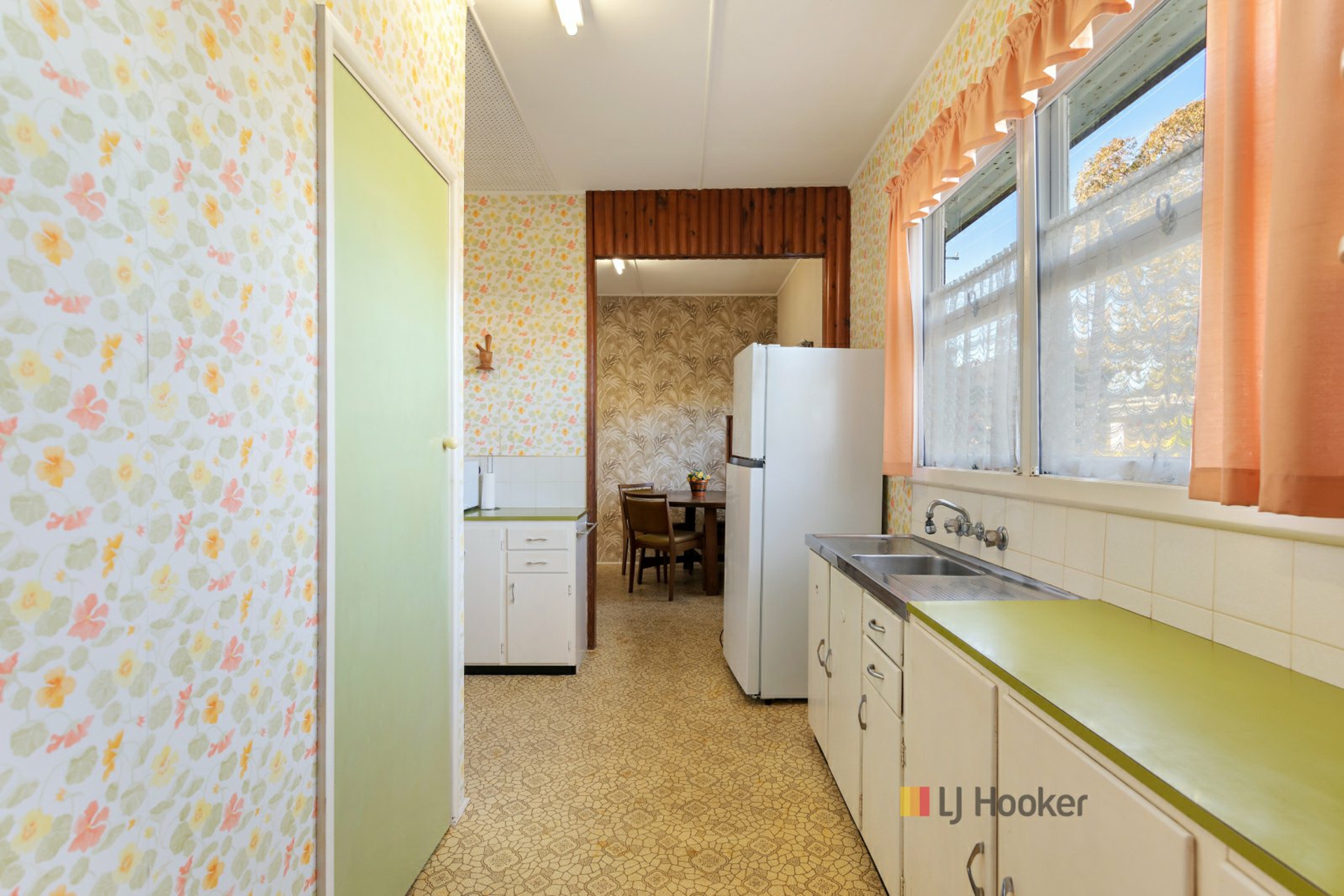 62 Leonard Avenue — photo 10 of 18