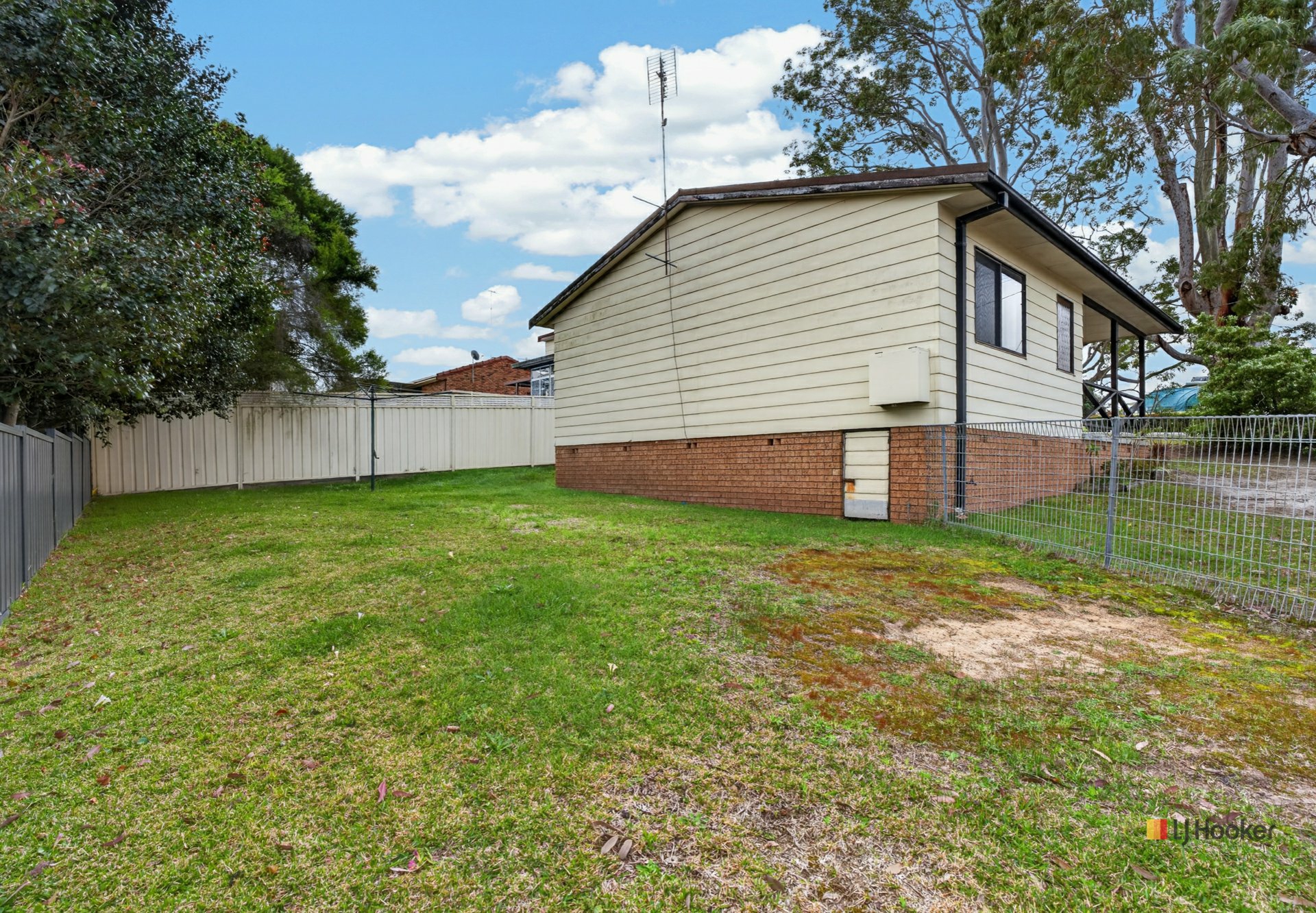 28 Parraweena Road — photo 9 of 10