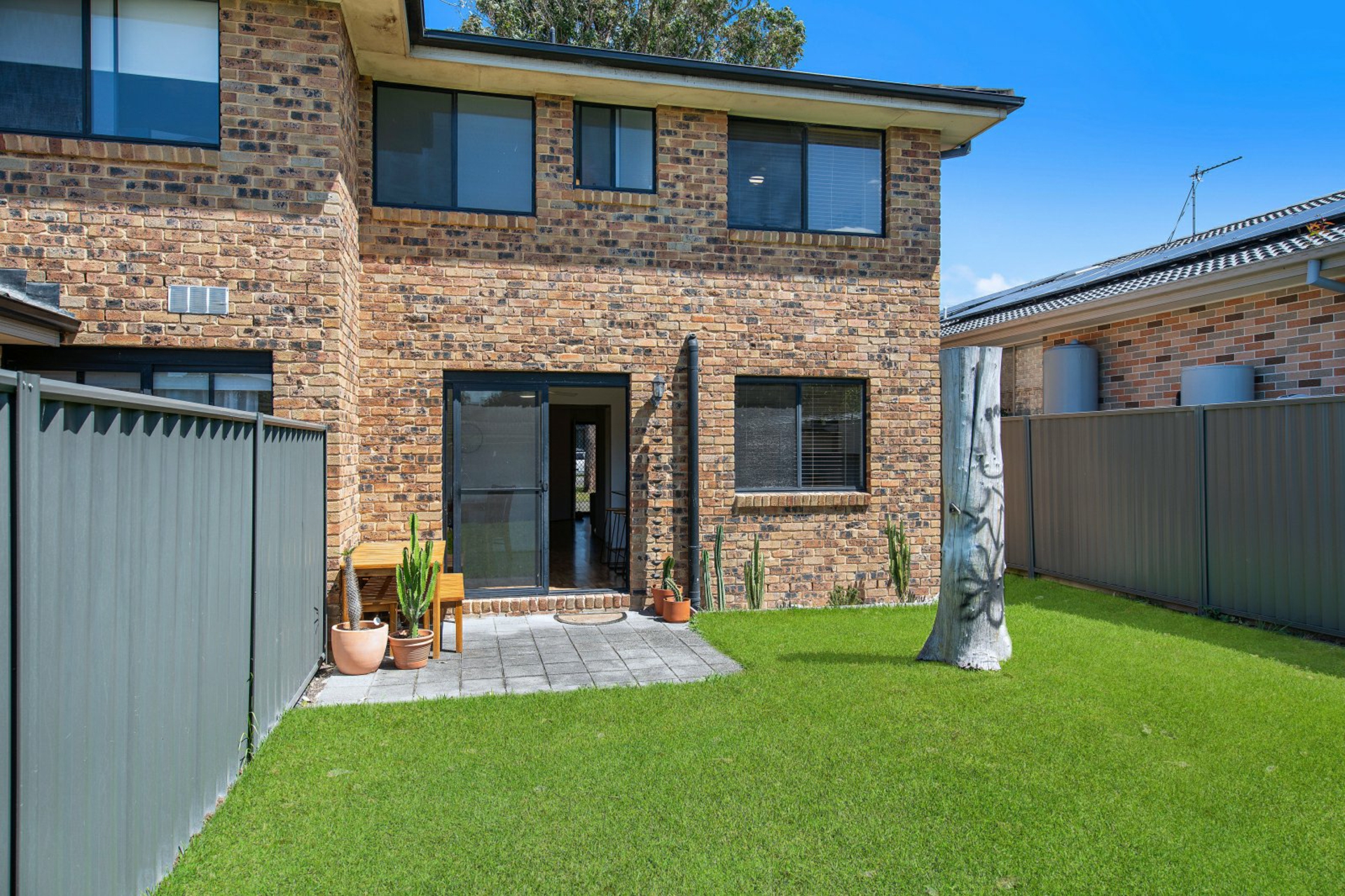 16a Barclay Avenue — photo 13 of 13