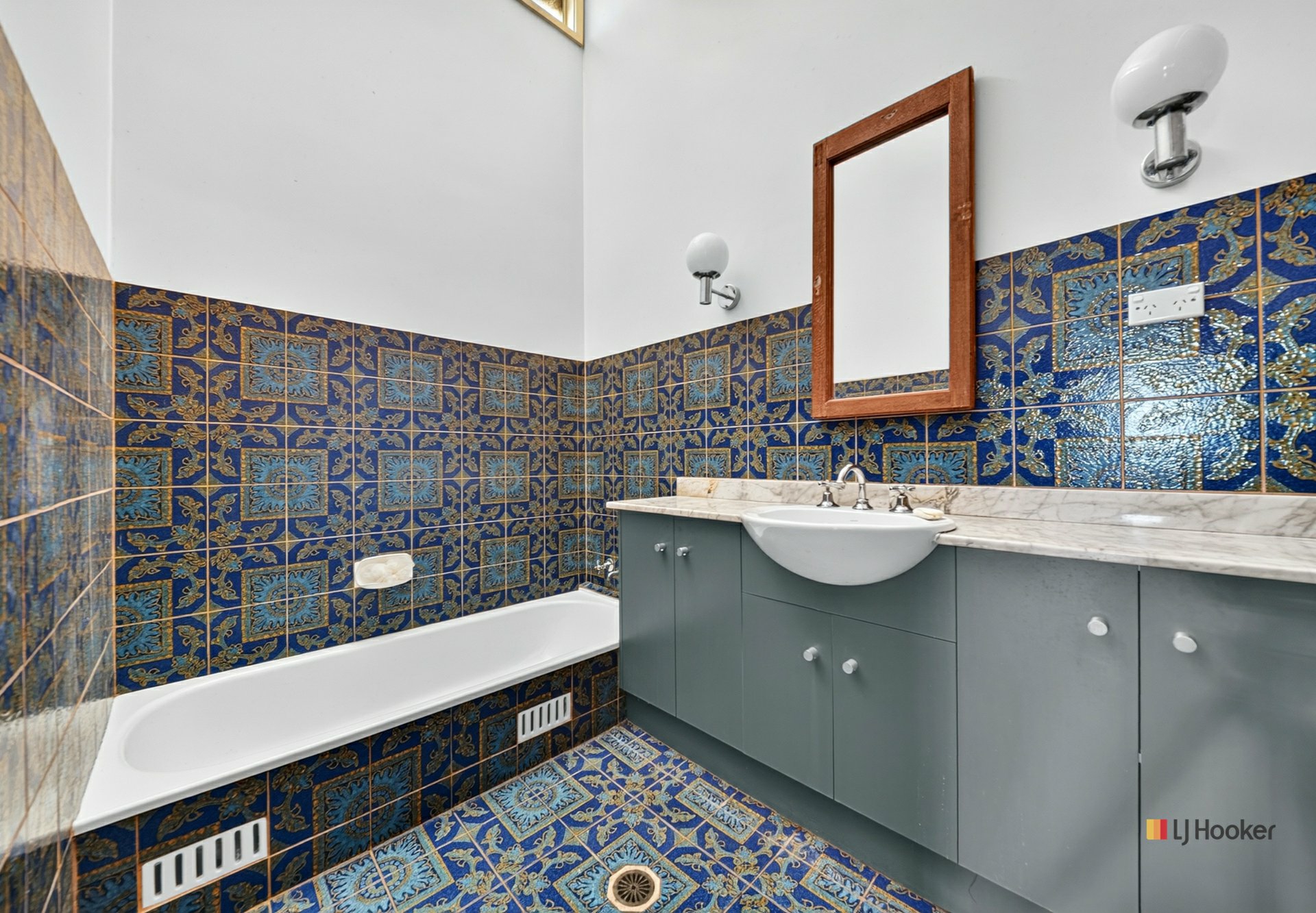 85 Bruce Crescent — photo 11 of 24