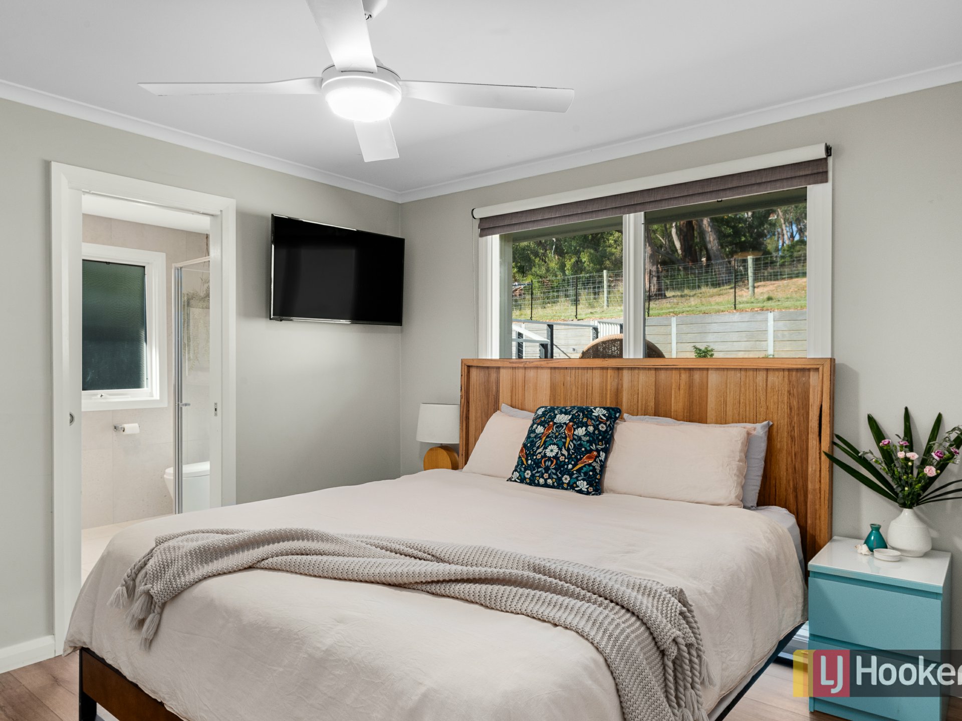 22-24 Island View Road, THE GURDIES