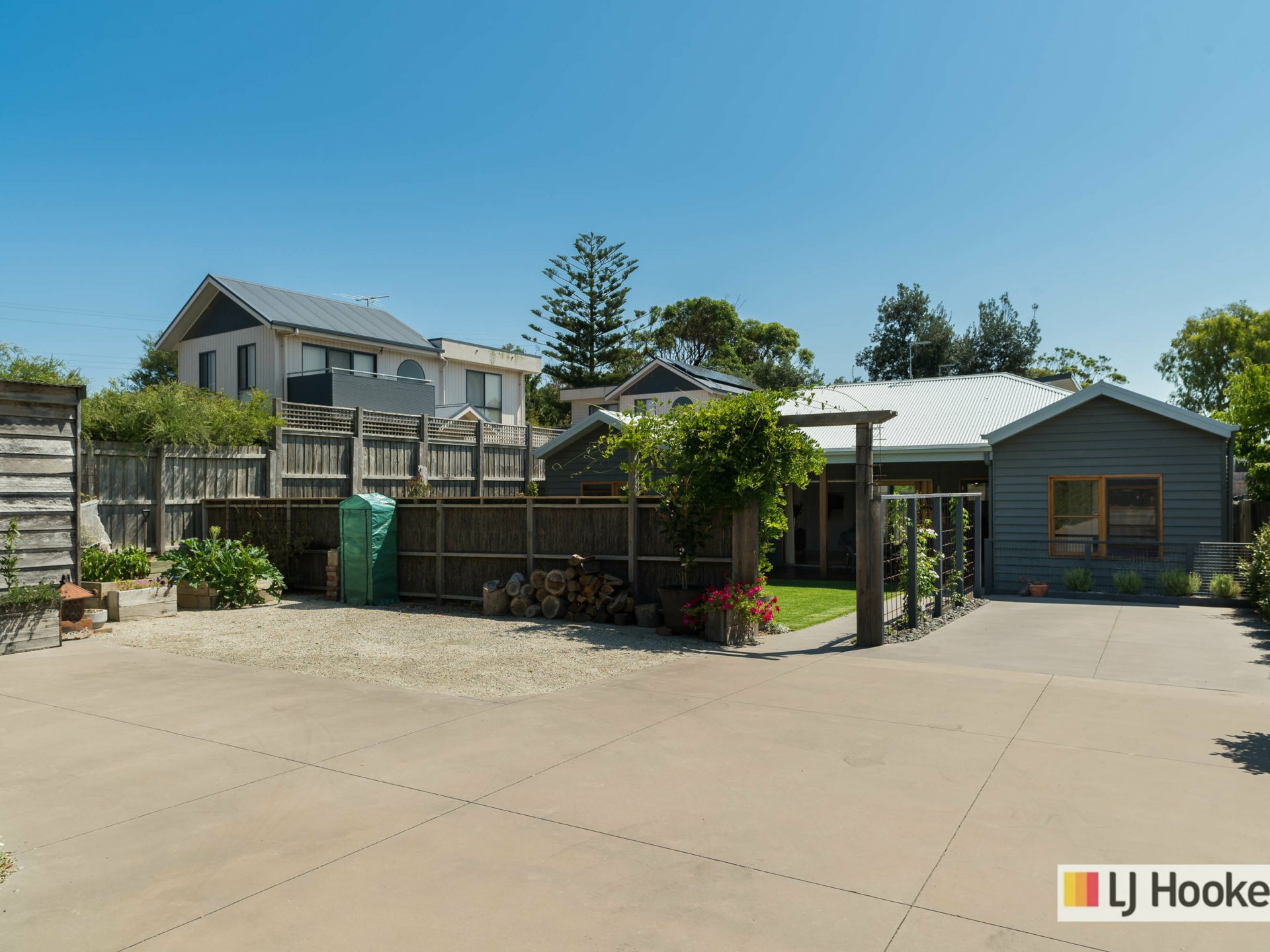 9 Bergin Grove, SAN REMO