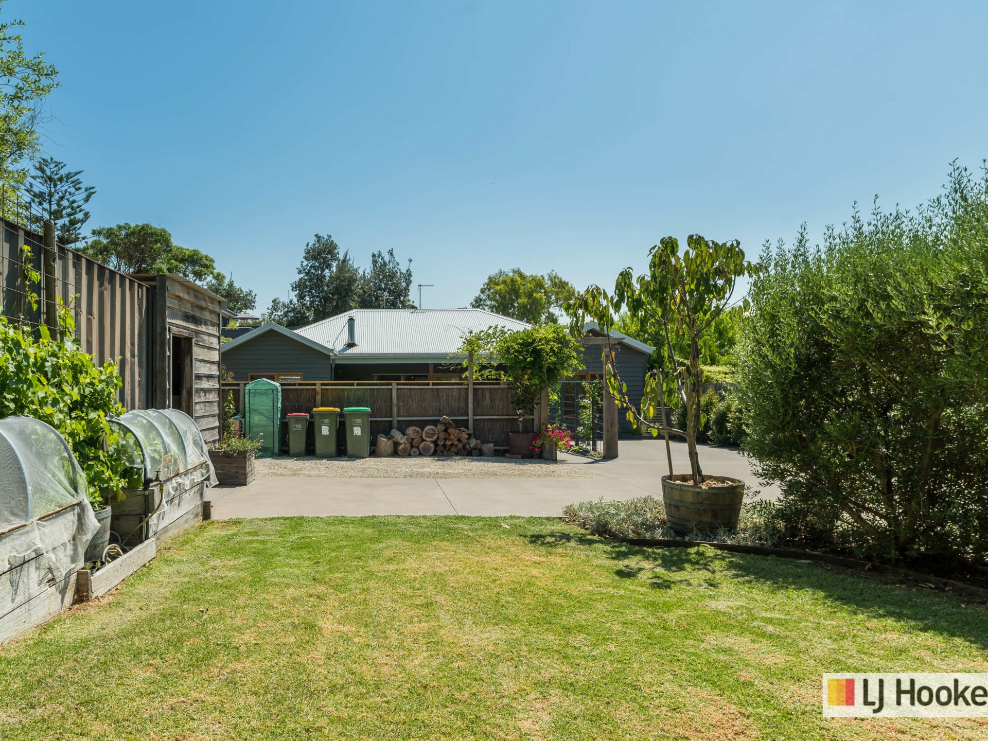 9 Bergin Grove, SAN REMO