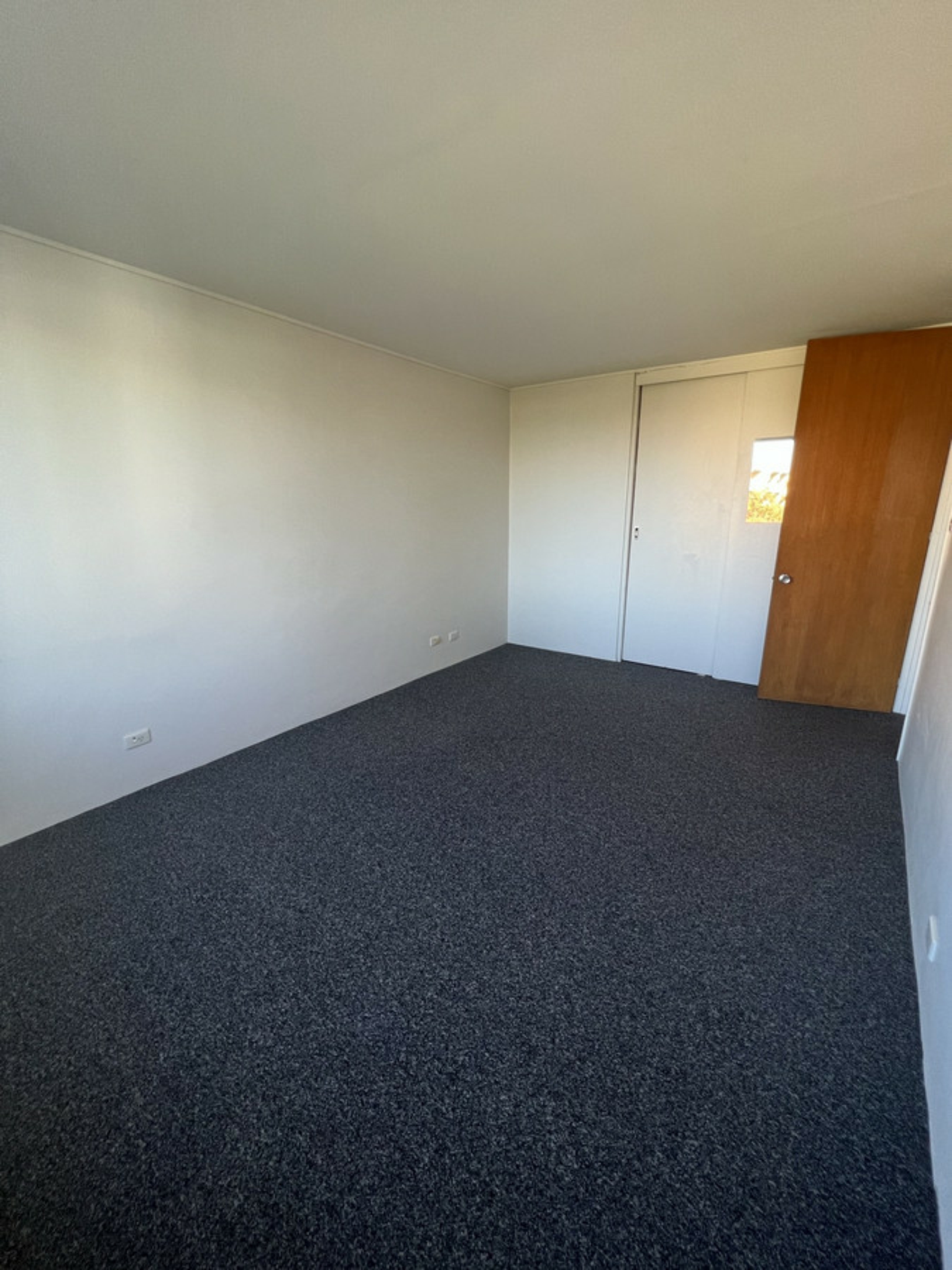 18/8 Giles Street, KINGSTON