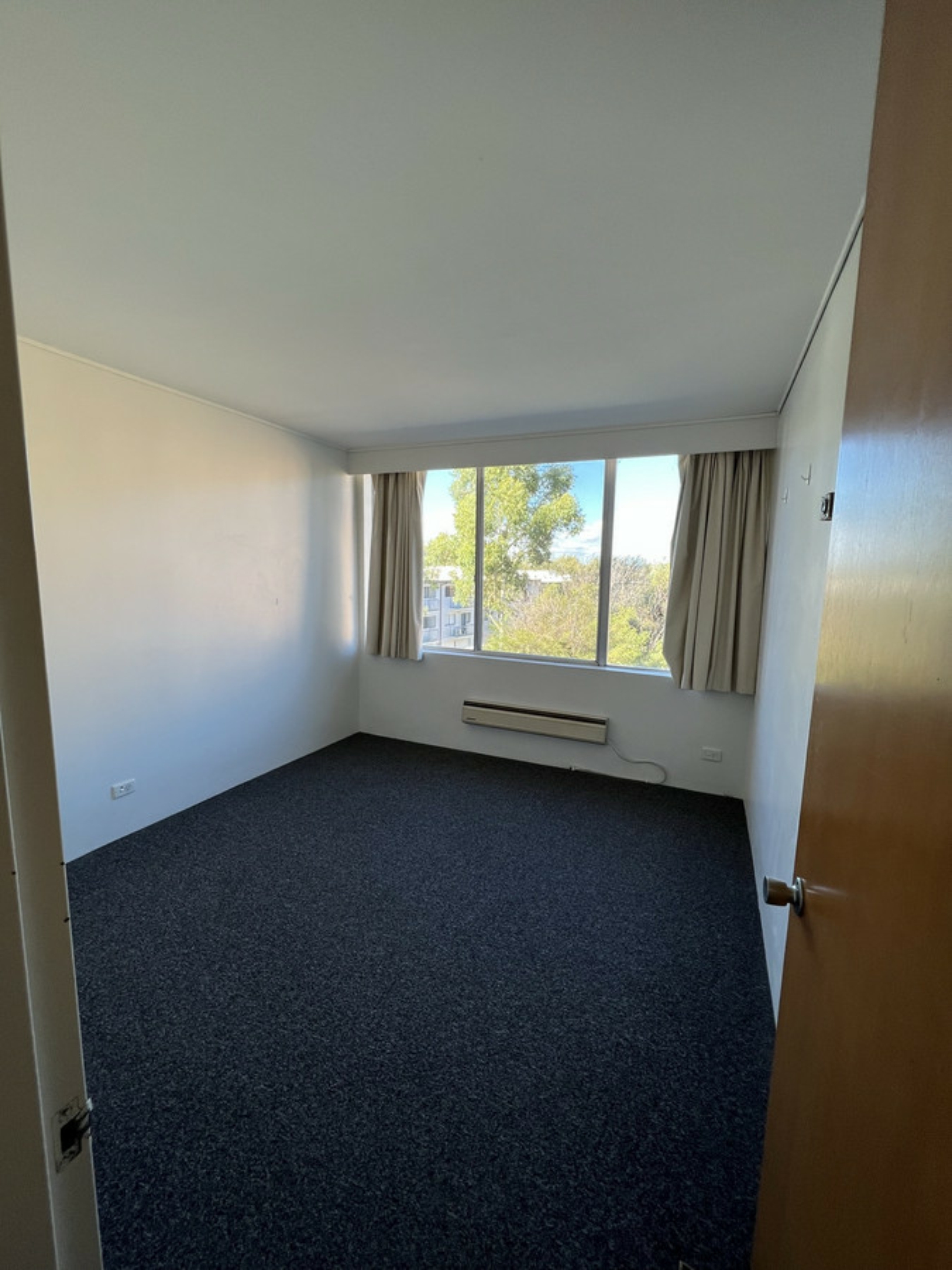 18/8 Giles Street, KINGSTON