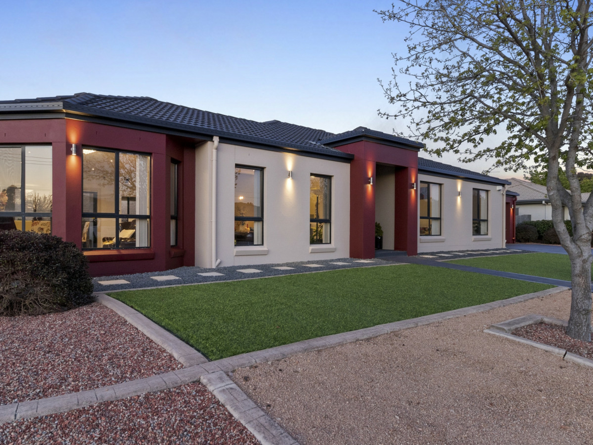 4 Stump Jump Crescent, DUNLOP