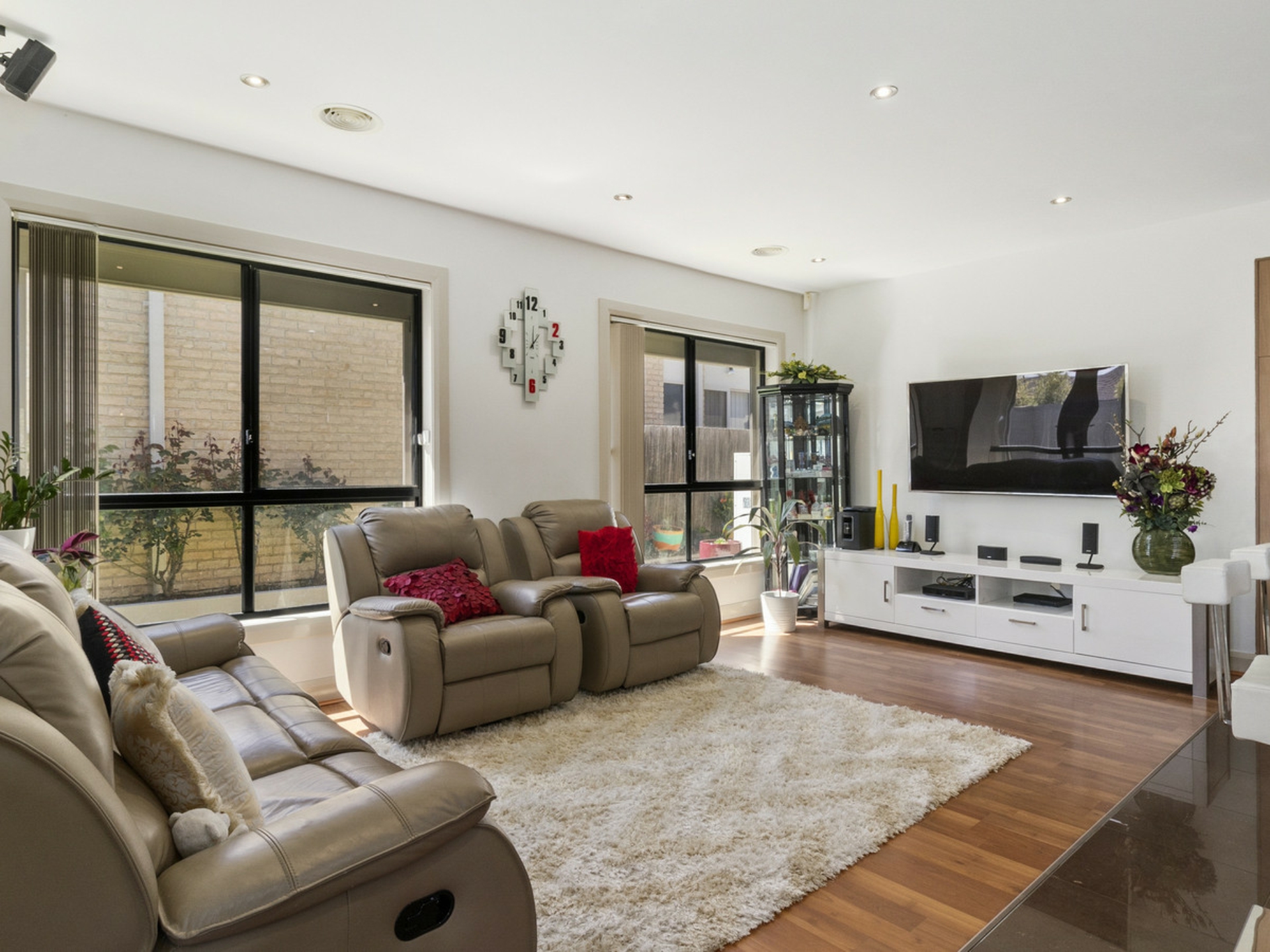 4 Stump Jump Crescent, DUNLOP