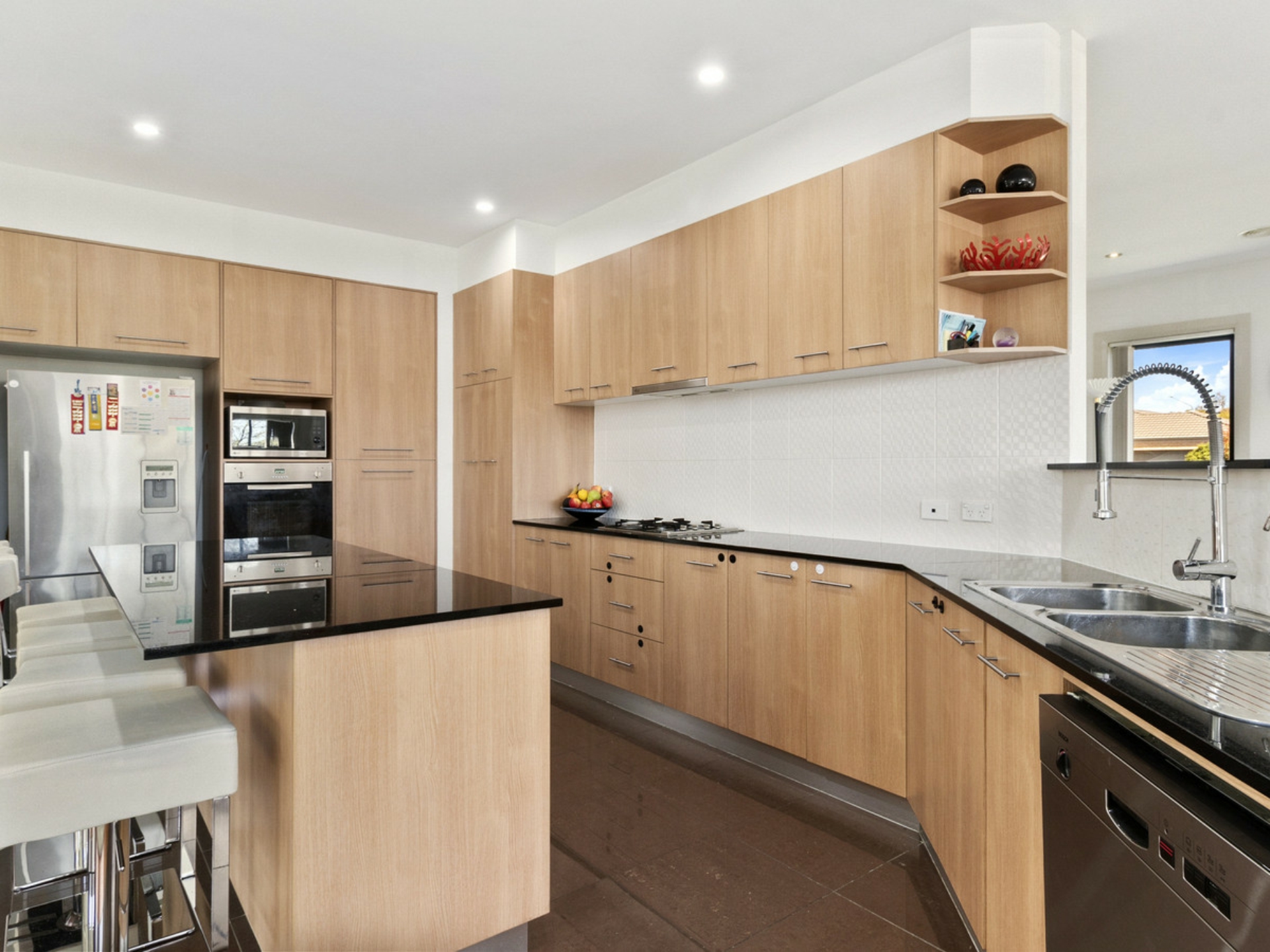 4 Stump Jump Crescent, DUNLOP