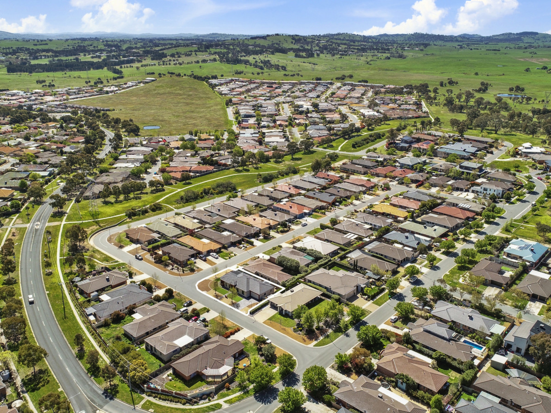 4 Stump Jump Crescent, DUNLOP