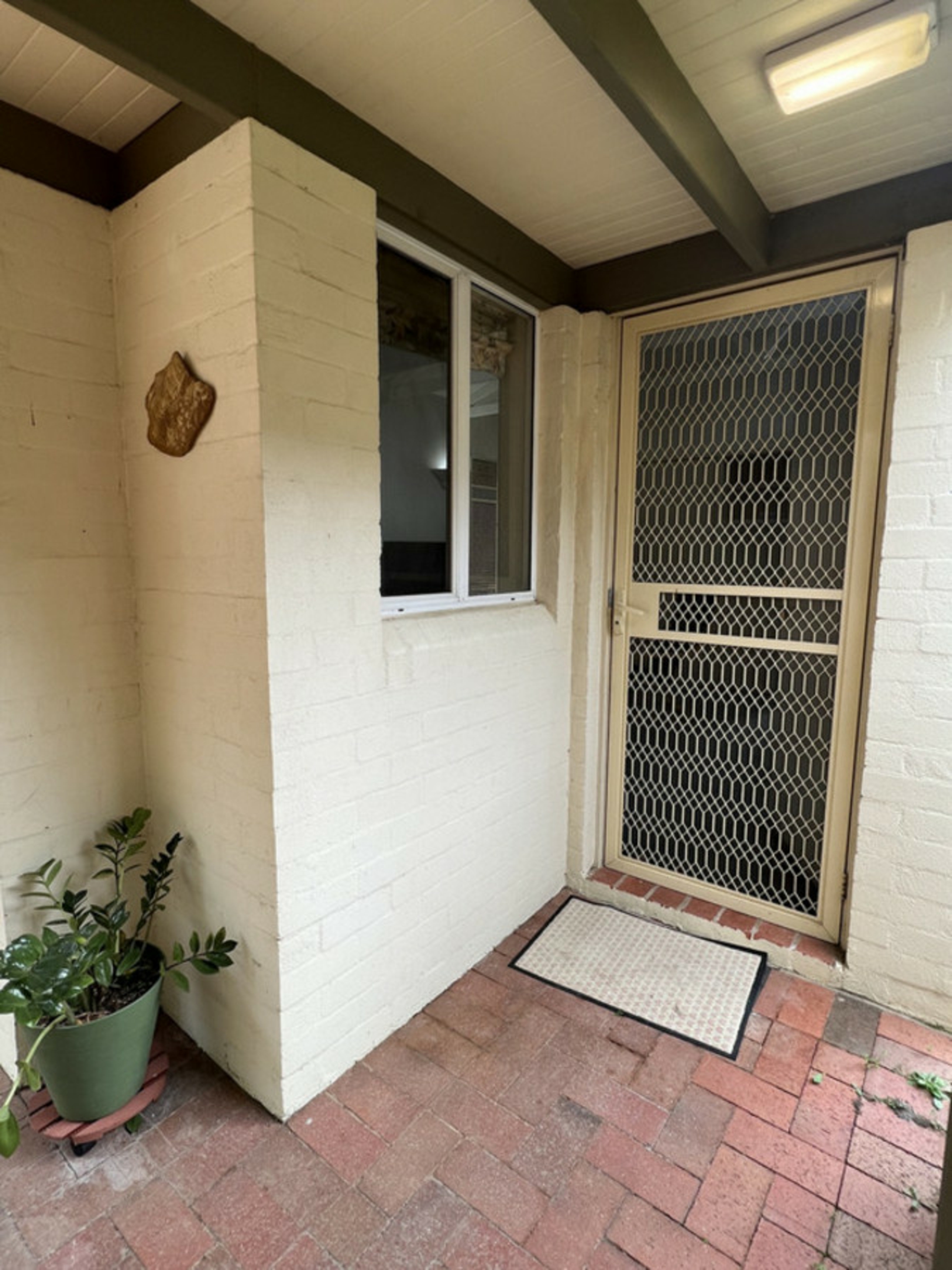 15a Hopkins Street, WESTON