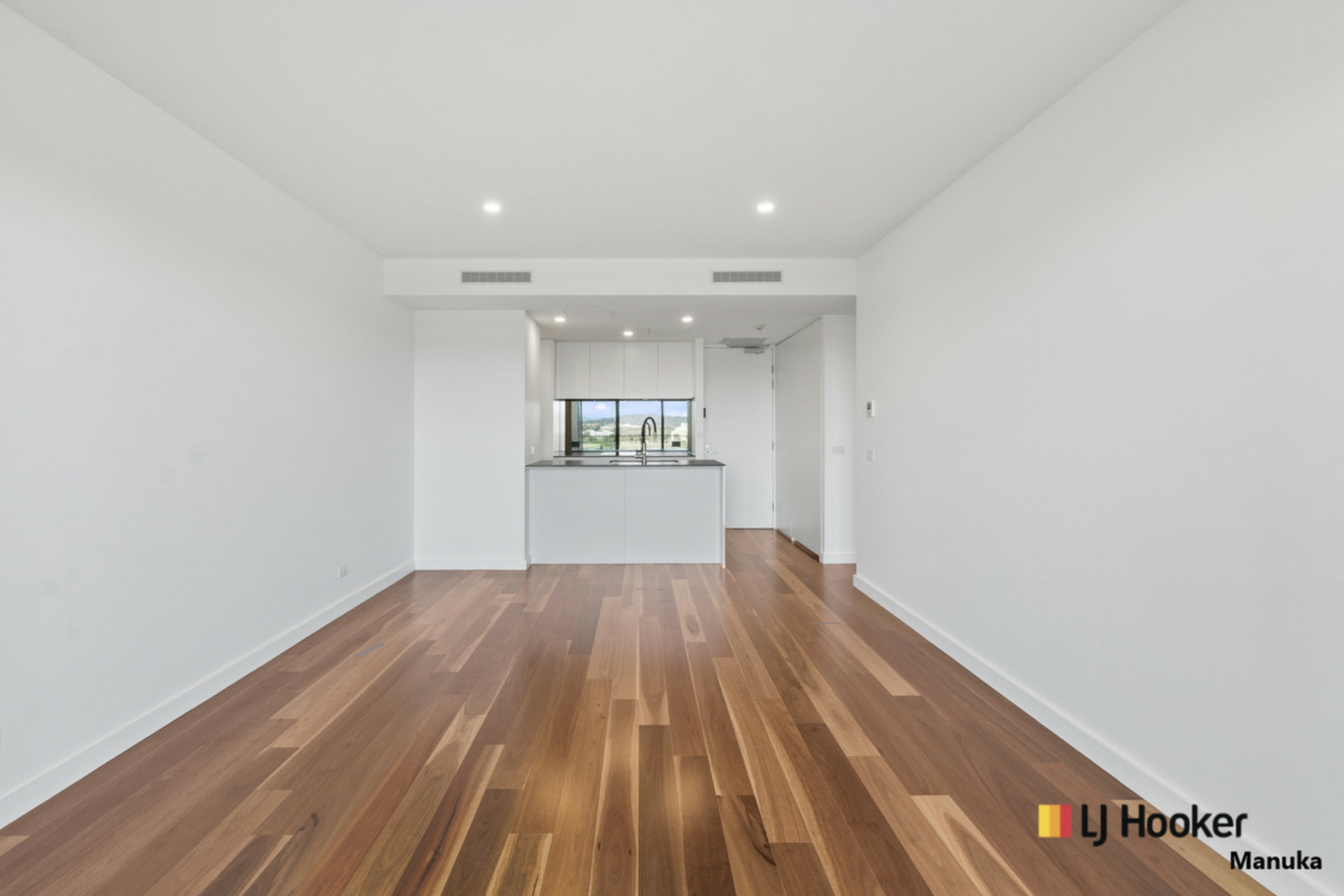 617/2 Anzac Park, CAMPBELL
