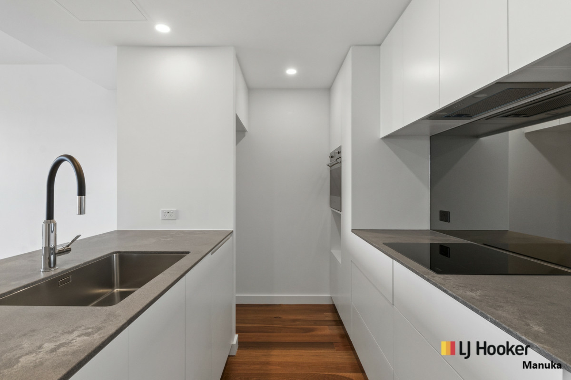 617/2 Anzac Park, CAMPBELL