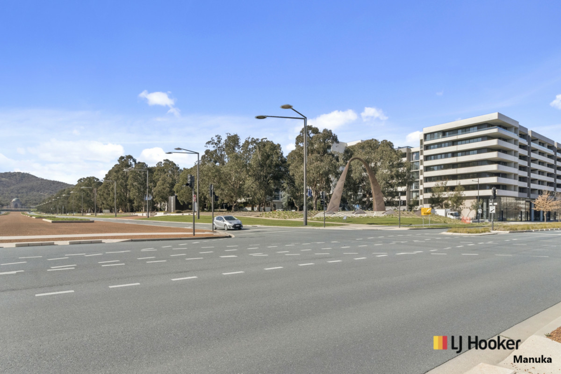 617/2 Anzac Park, CAMPBELL