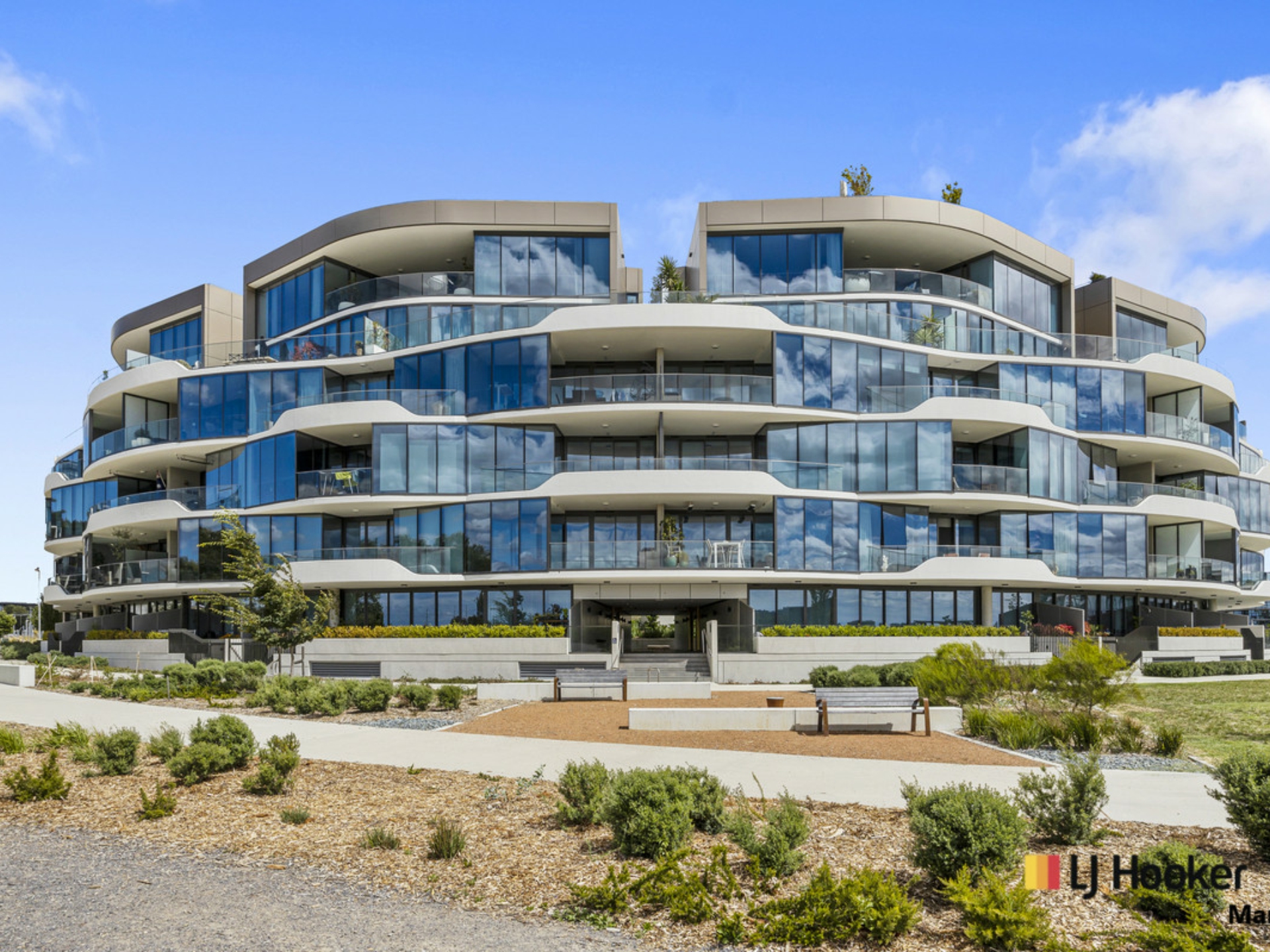 210/45 Honeysett View, KINGSTON