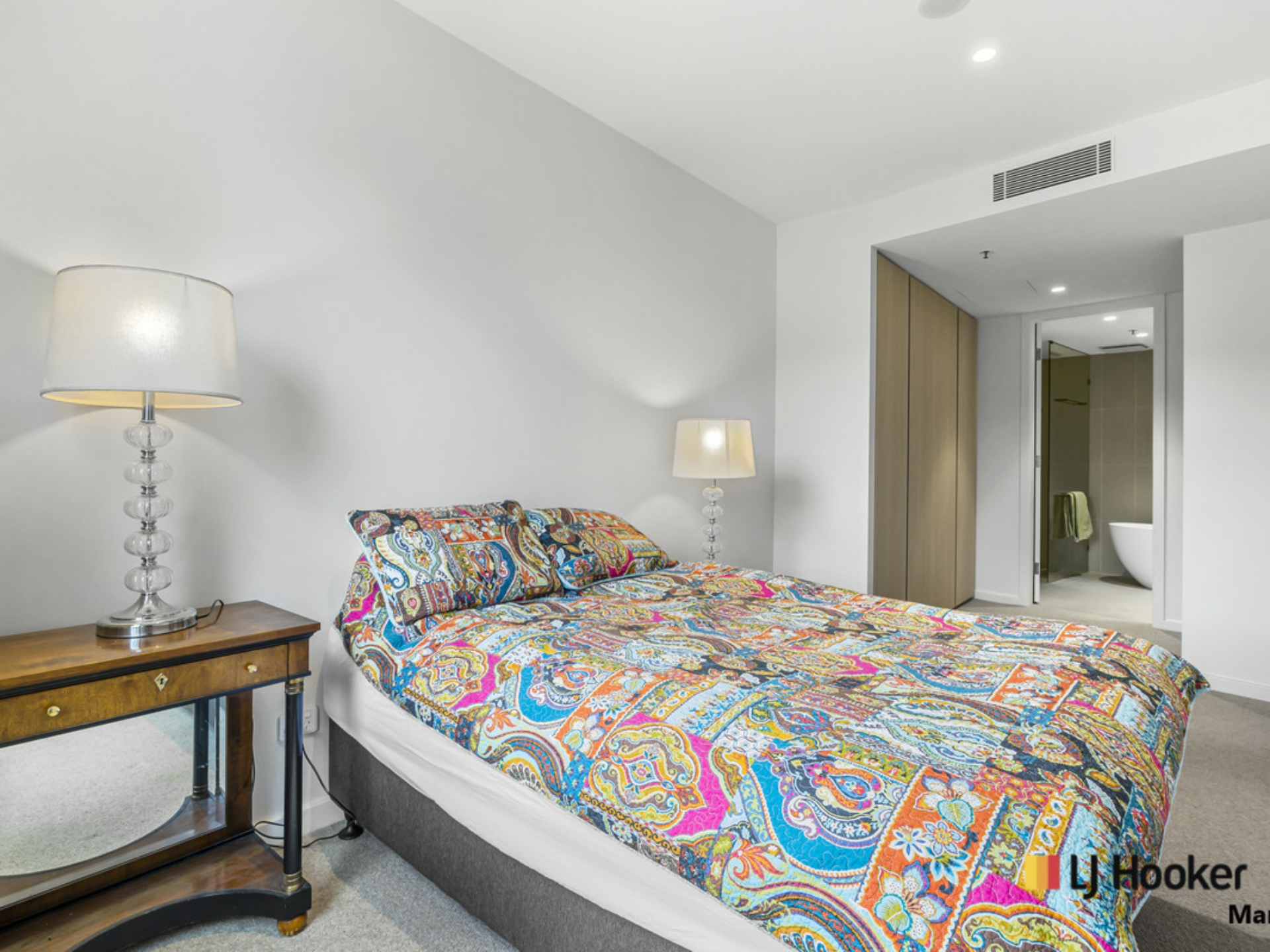 210/45 Honeysett View, KINGSTON