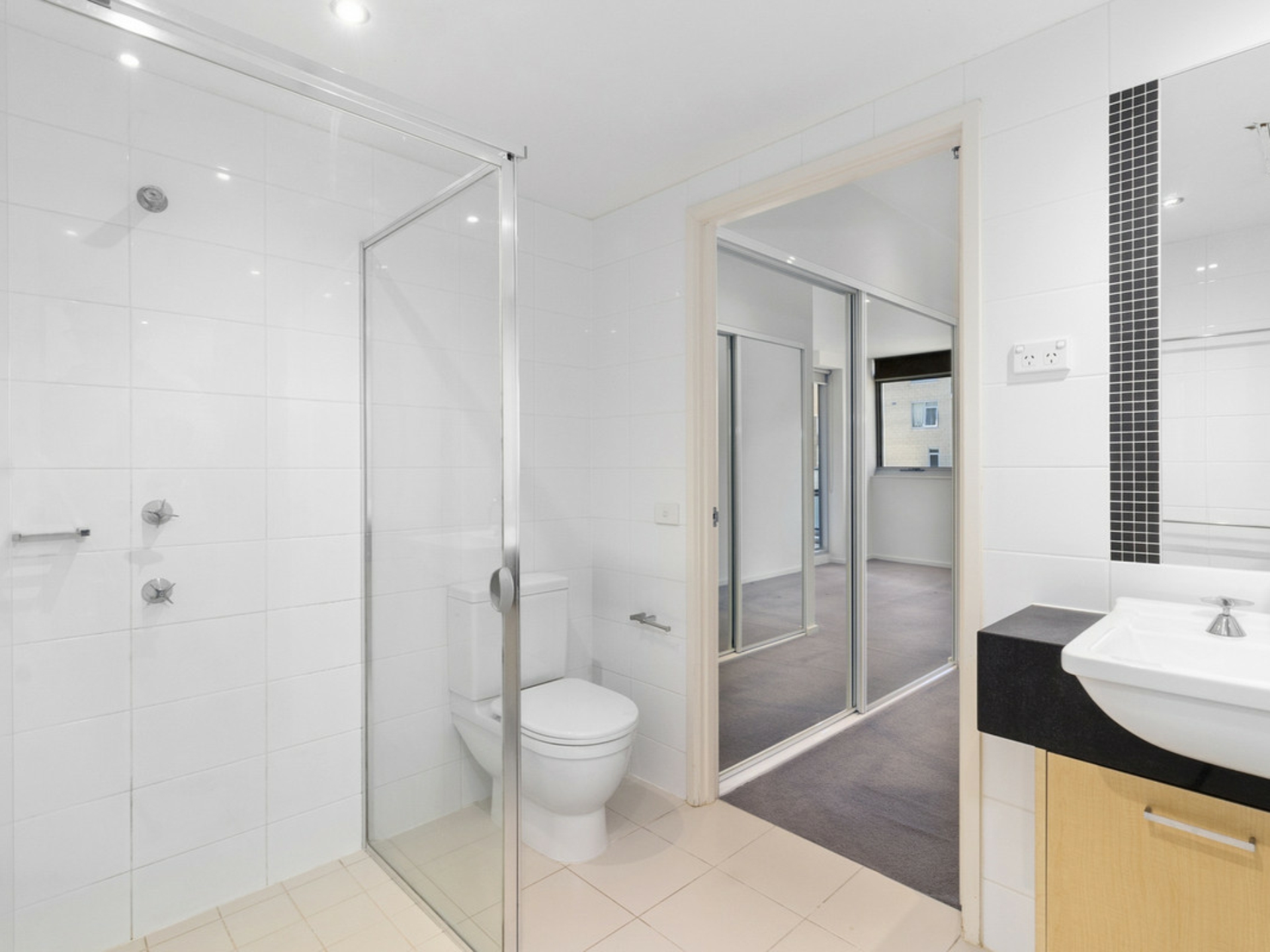 32/2 Edinburgh Avenue, CITY