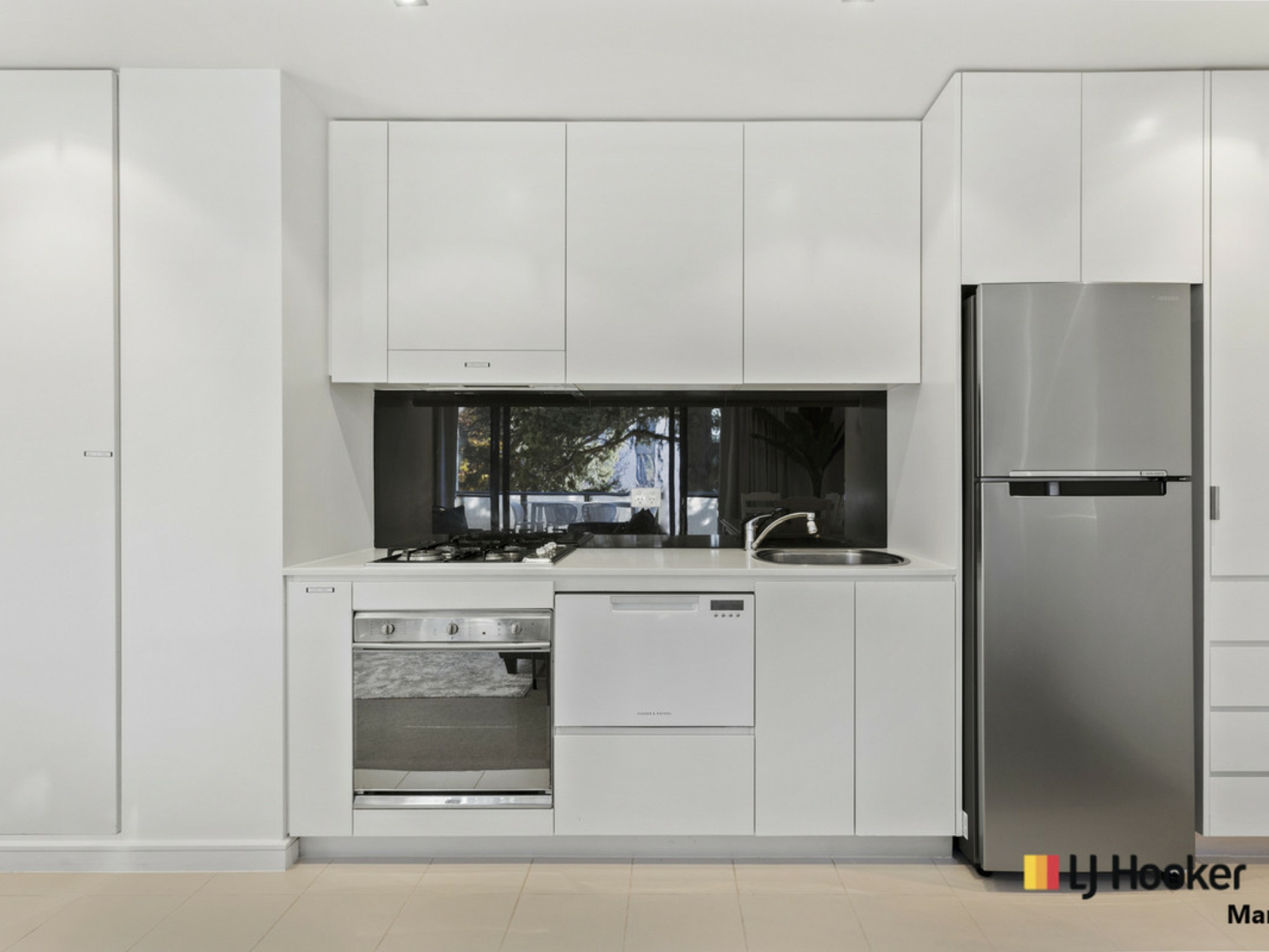 64/100 Giles Street, KINGSTON