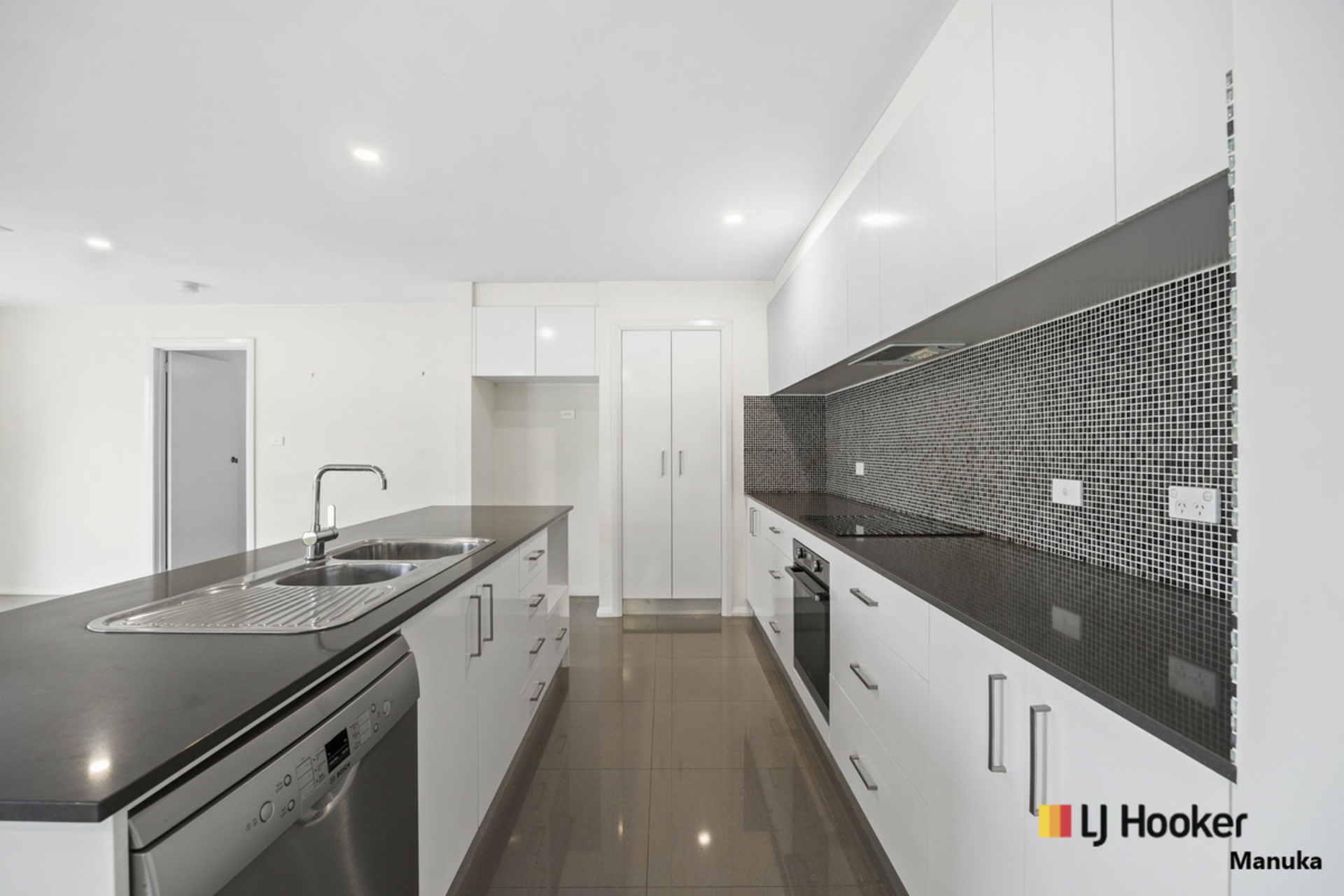 54B McCulloch Street, CURTIN