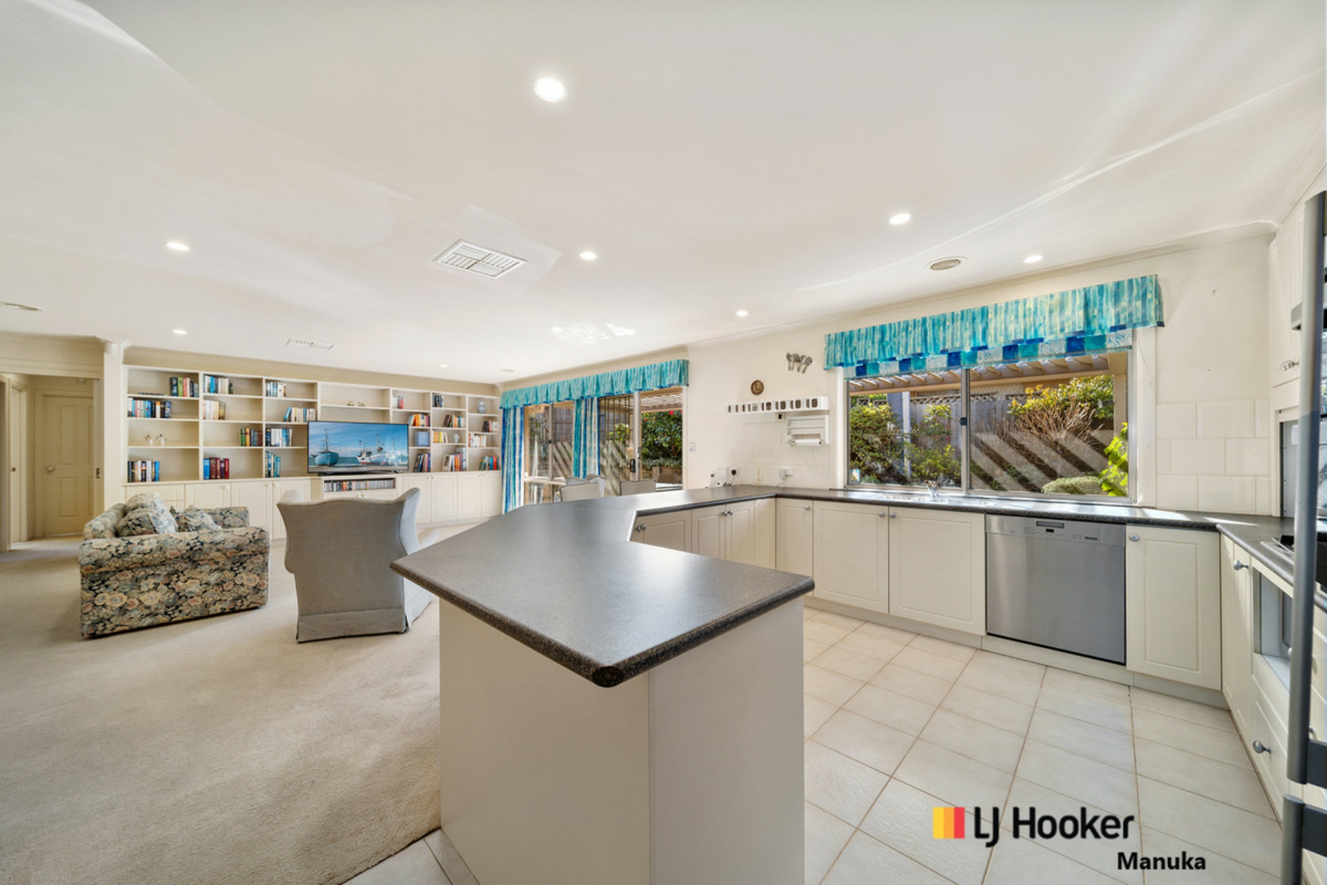 5 Banks Street, YARRALUMLA