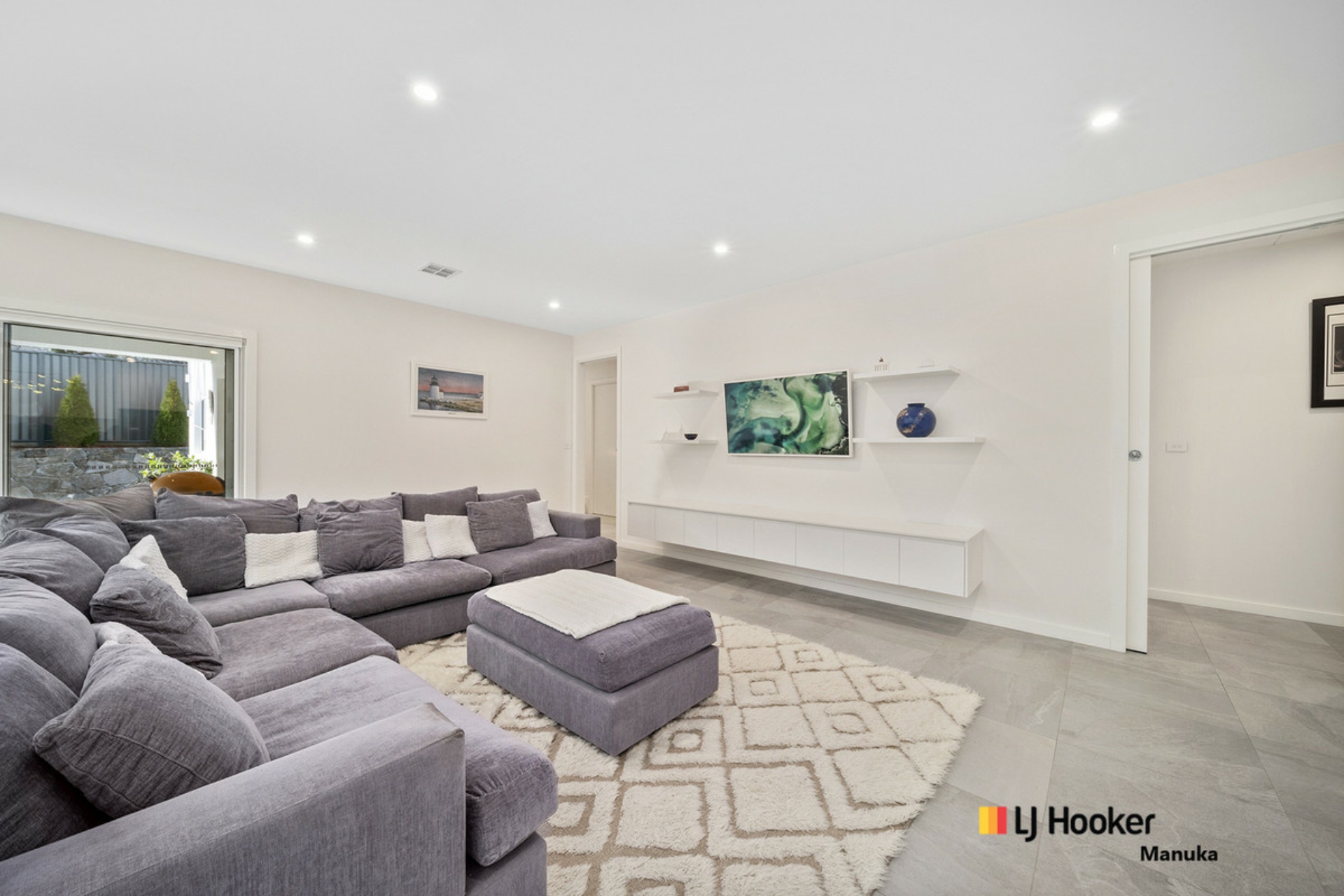 18 Bedford Street, DEAKIN
