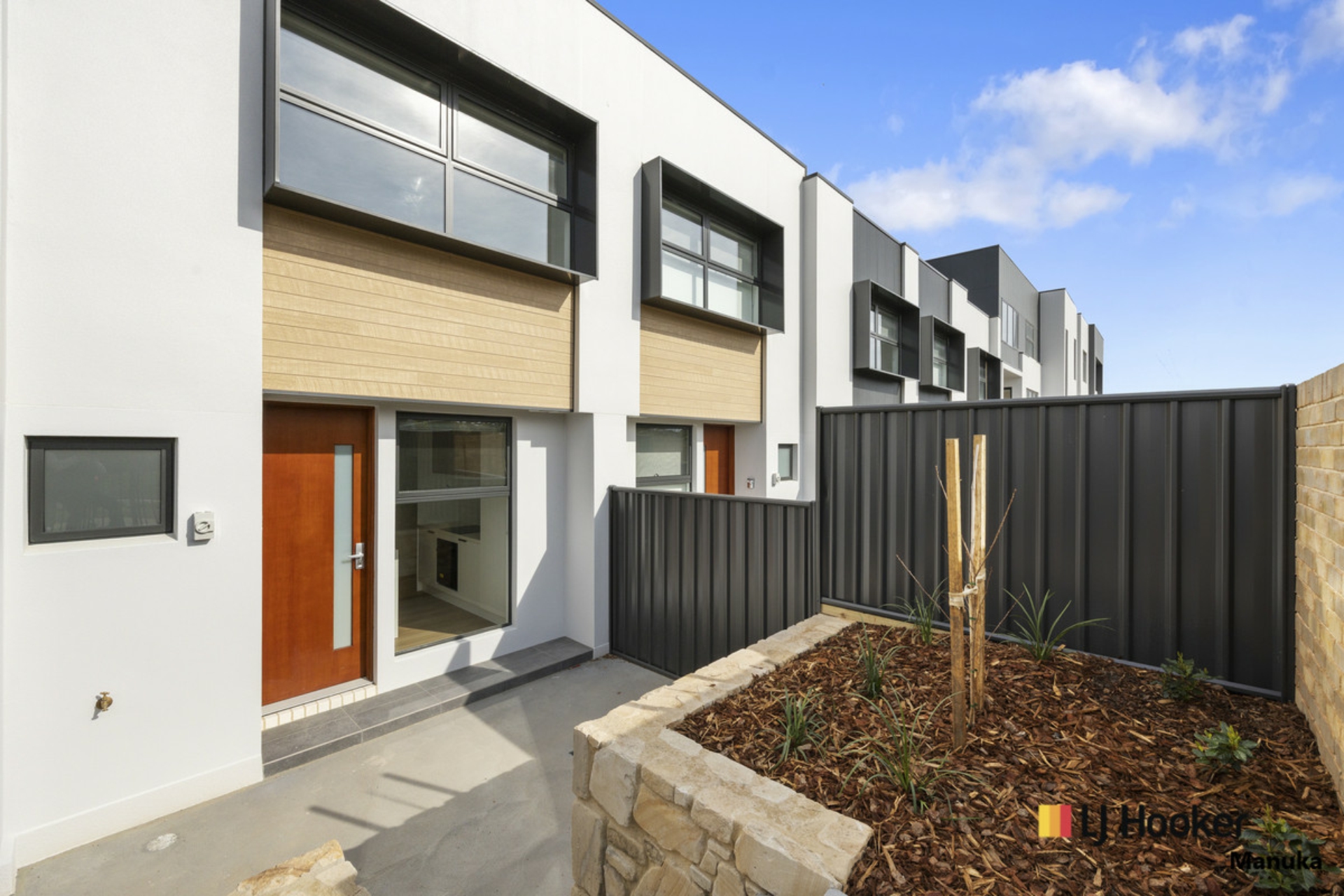 5/12 Ellison Harvie Close, GREENWAY