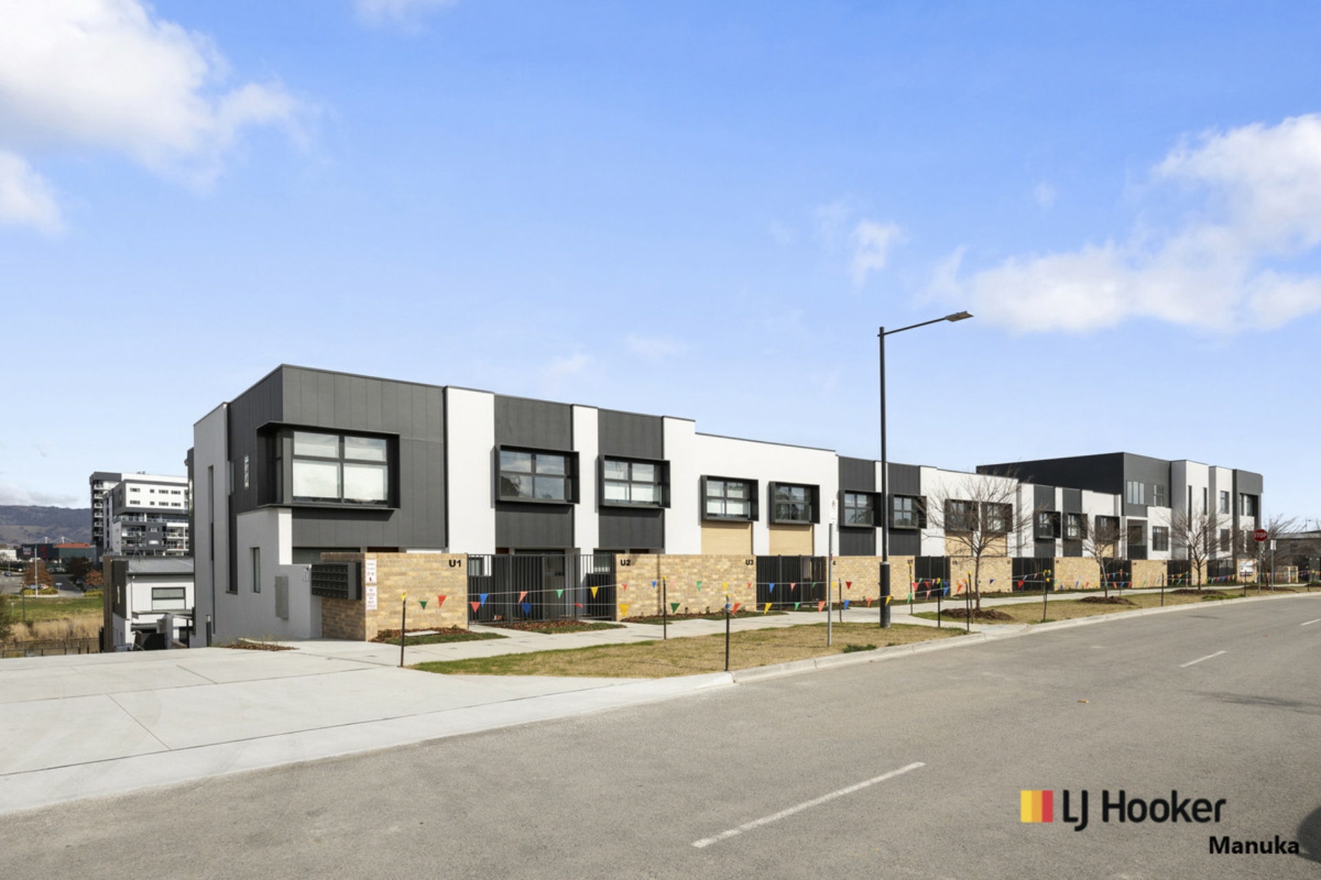 5/12 Ellison Harvie Close, GREENWAY