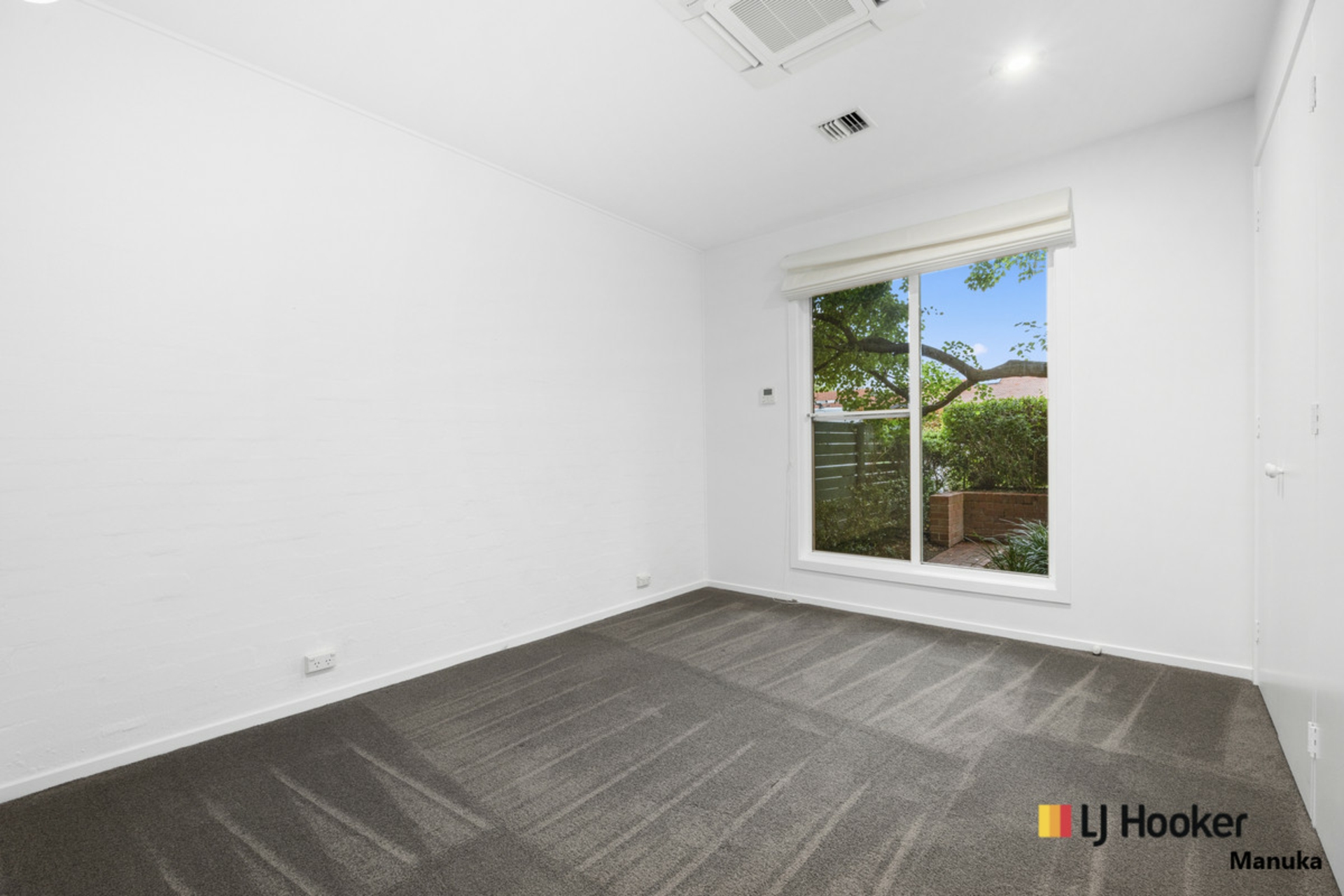 19 Empire Circuit, FORREST