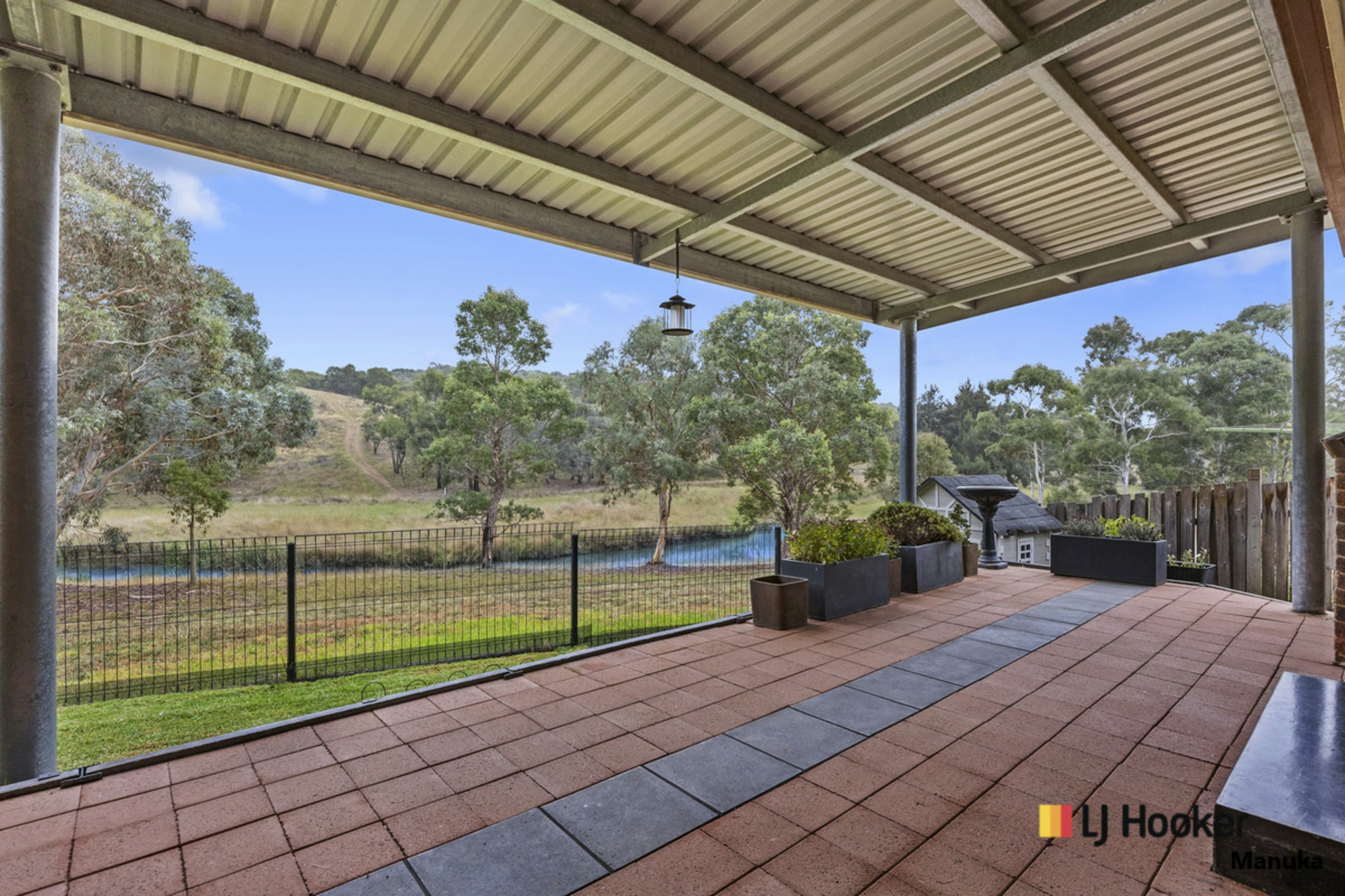 52 Kangaroo Close, NICHOLLS
