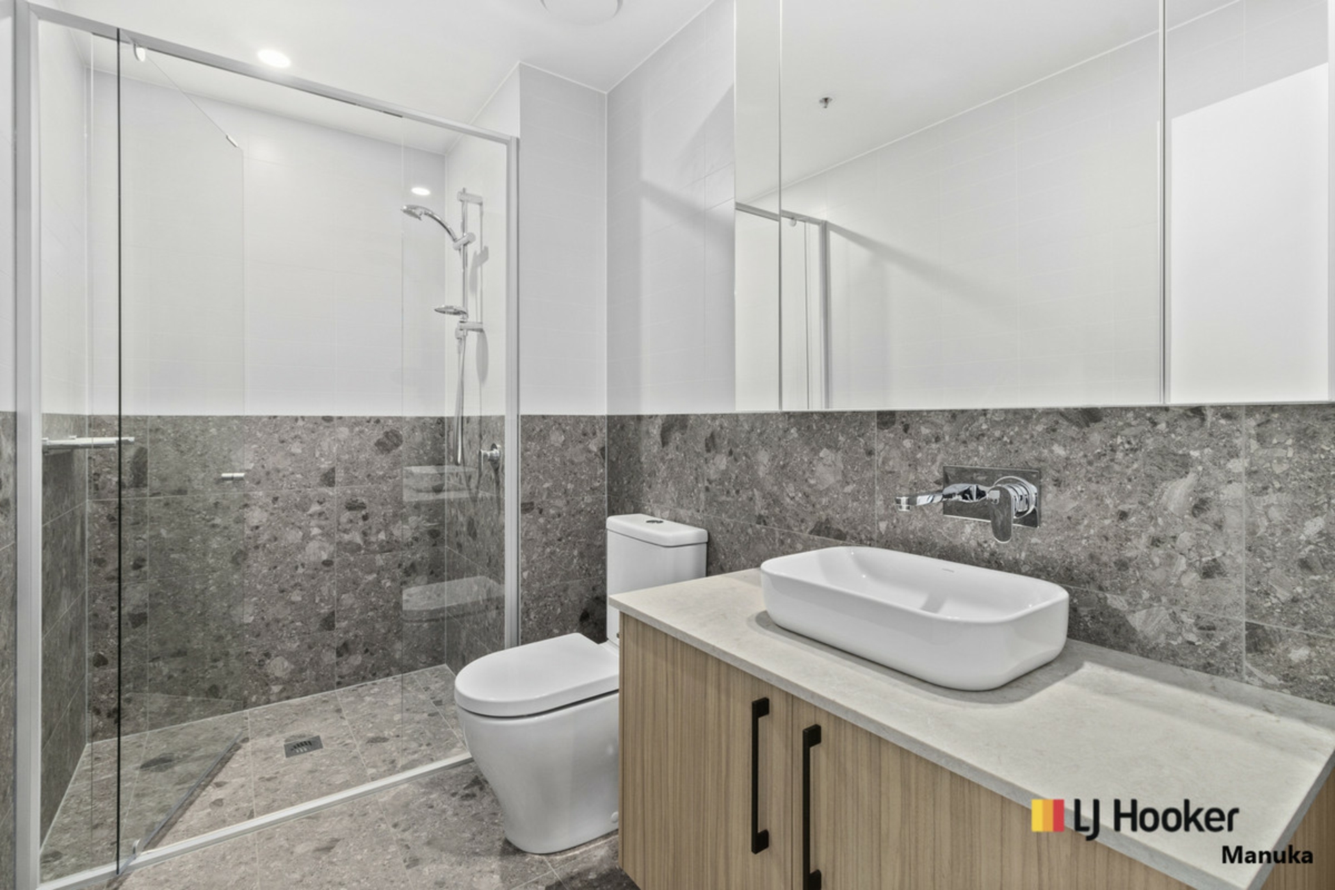 96/39 McIntyre Street, NARRABUNDAH
